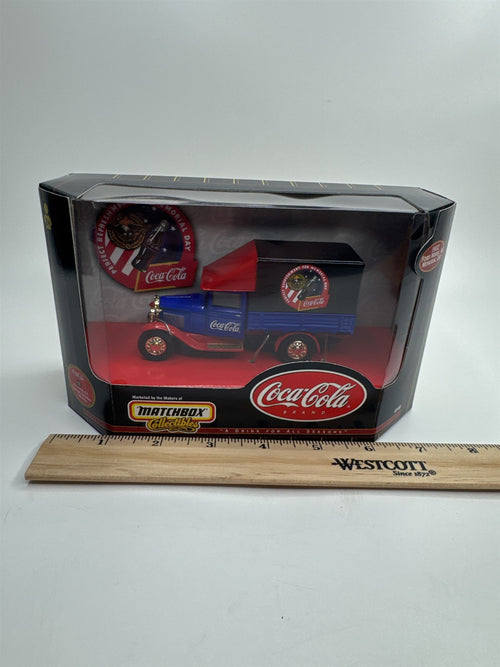 1999 Matchbox Collectibles Coca-Cola 1932 Ford Model AA Memorial Day 1:43 Scale