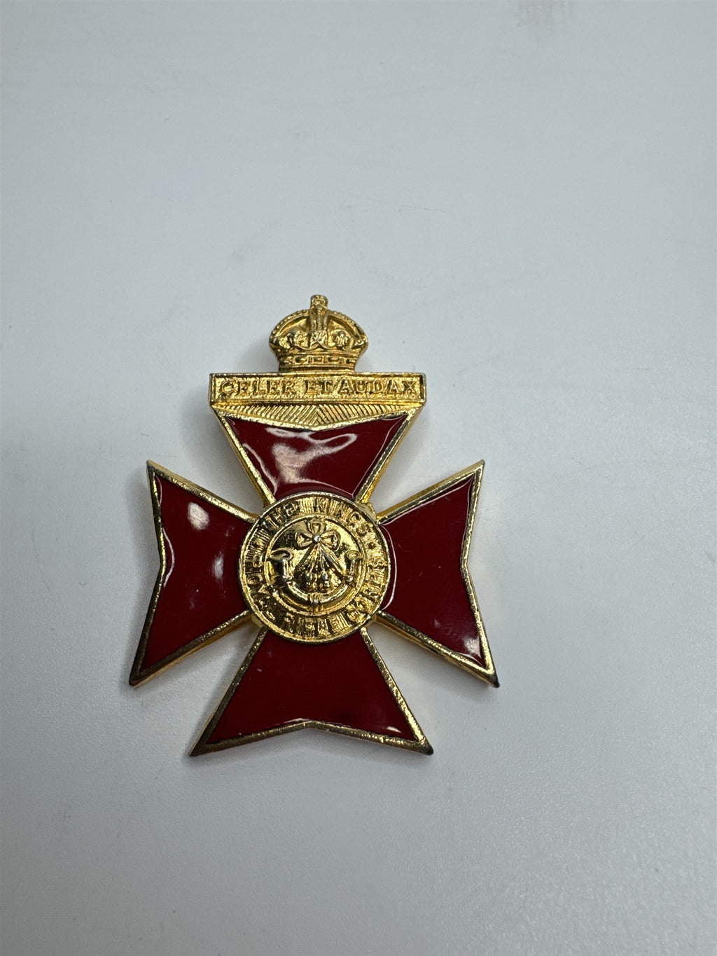 The Kings Royal Rifle Corps. Celer et Audax. Red Enamel Brooch Pin Badge Medal