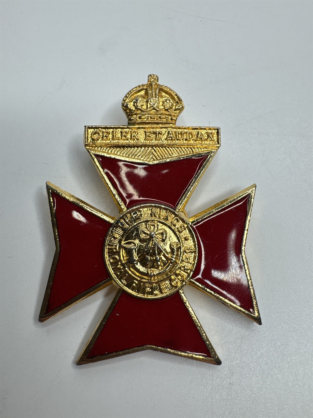 The Kings Royal Rifle Corps. Celer et Audax. Red Enamel Brooch Pin Badge Medal