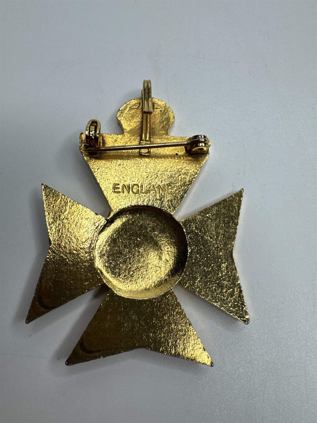 The Kings Royal Rifle Corps. Celer et Audax. Red Enamel Brooch Pin Badge Medal