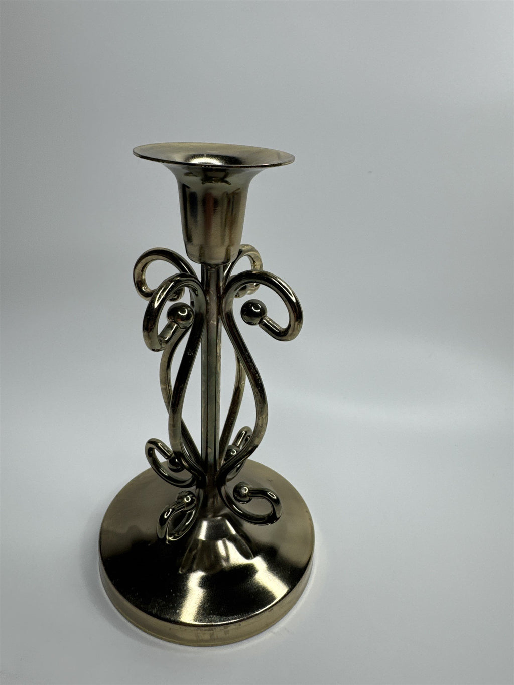 Vintage Brass Toned Metal 7" Ornate Footed Candlestick Holder Felt Bottom