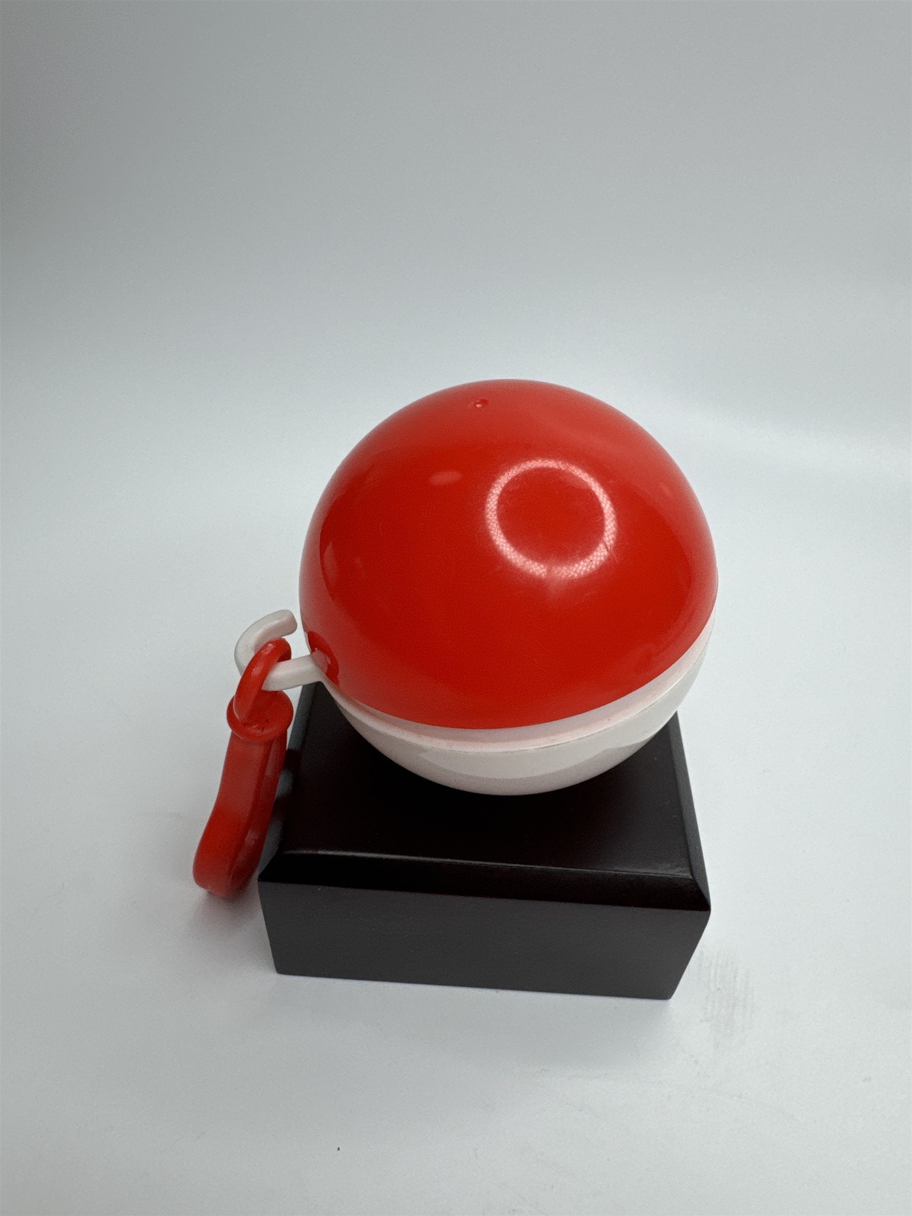 Vintage 1999 Nintendo Pokemon Burger King Kids Meal Empty Pokeball