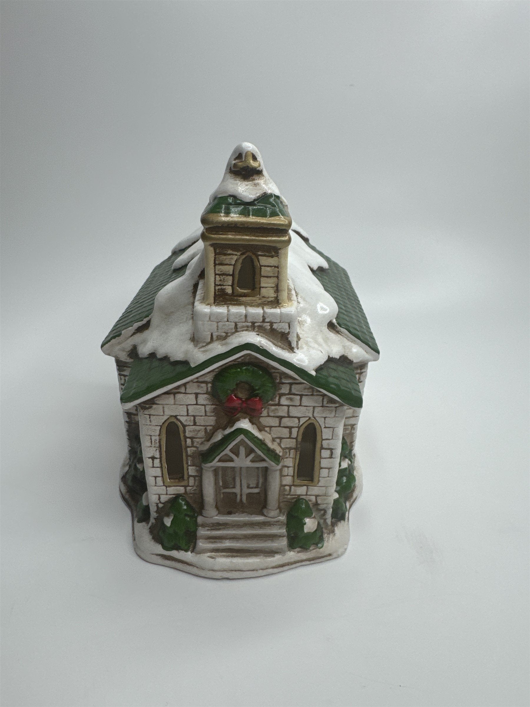 Vtg Homco Home Interiors 8952 Village Church Porcelain Christmas Earthenware