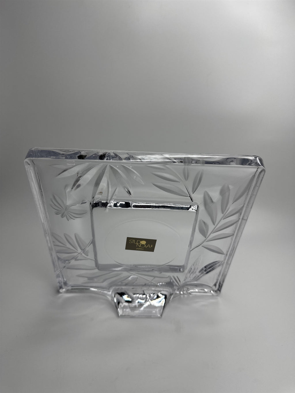 Studio Nova Japan Etched 8" Crystal Frame /w Ferns and 4" Square Center Inlay
