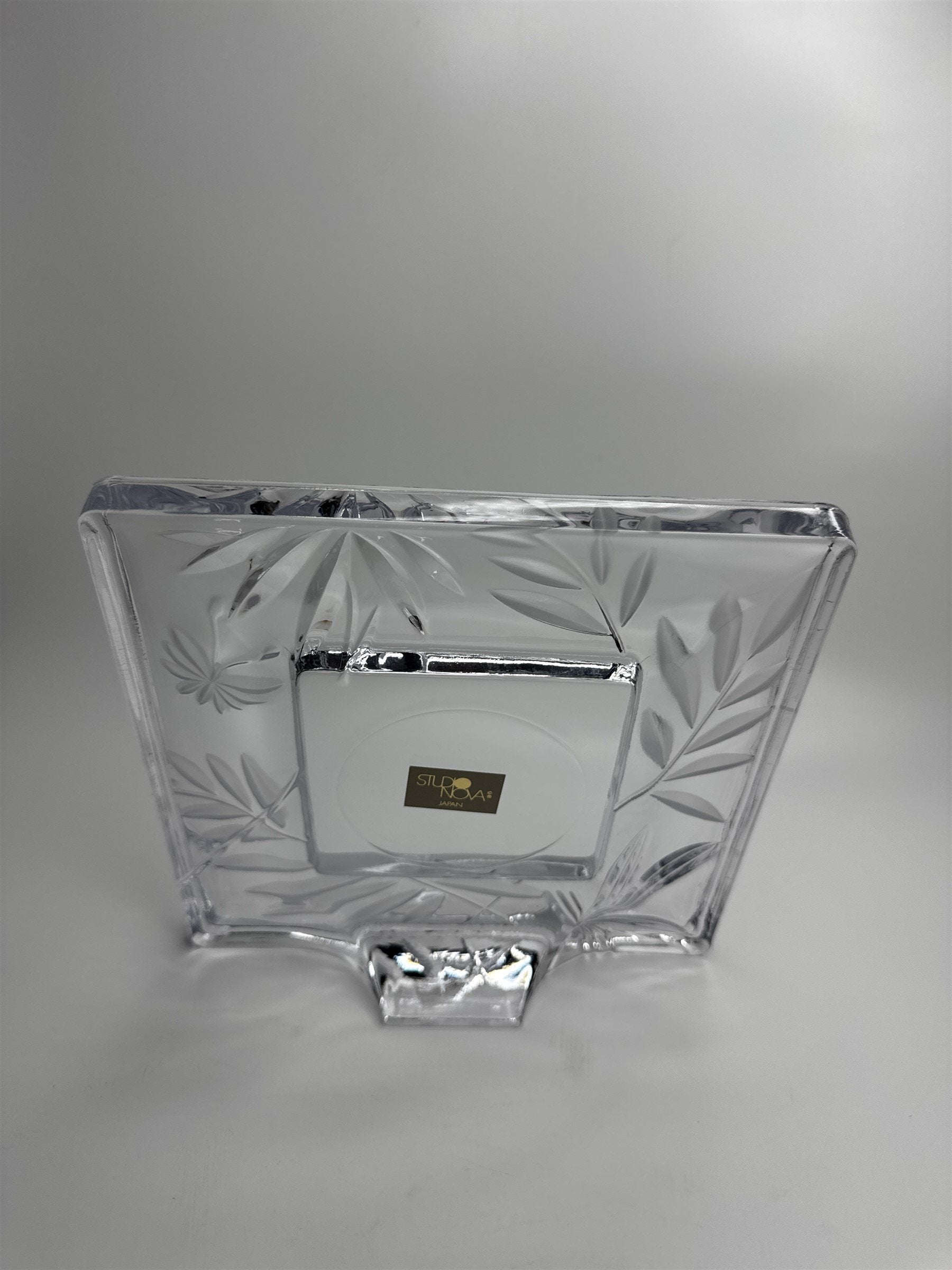 Studio Nova Japan Etched 8" Crystal Frame /w Ferns and 4" Square Center Inlay