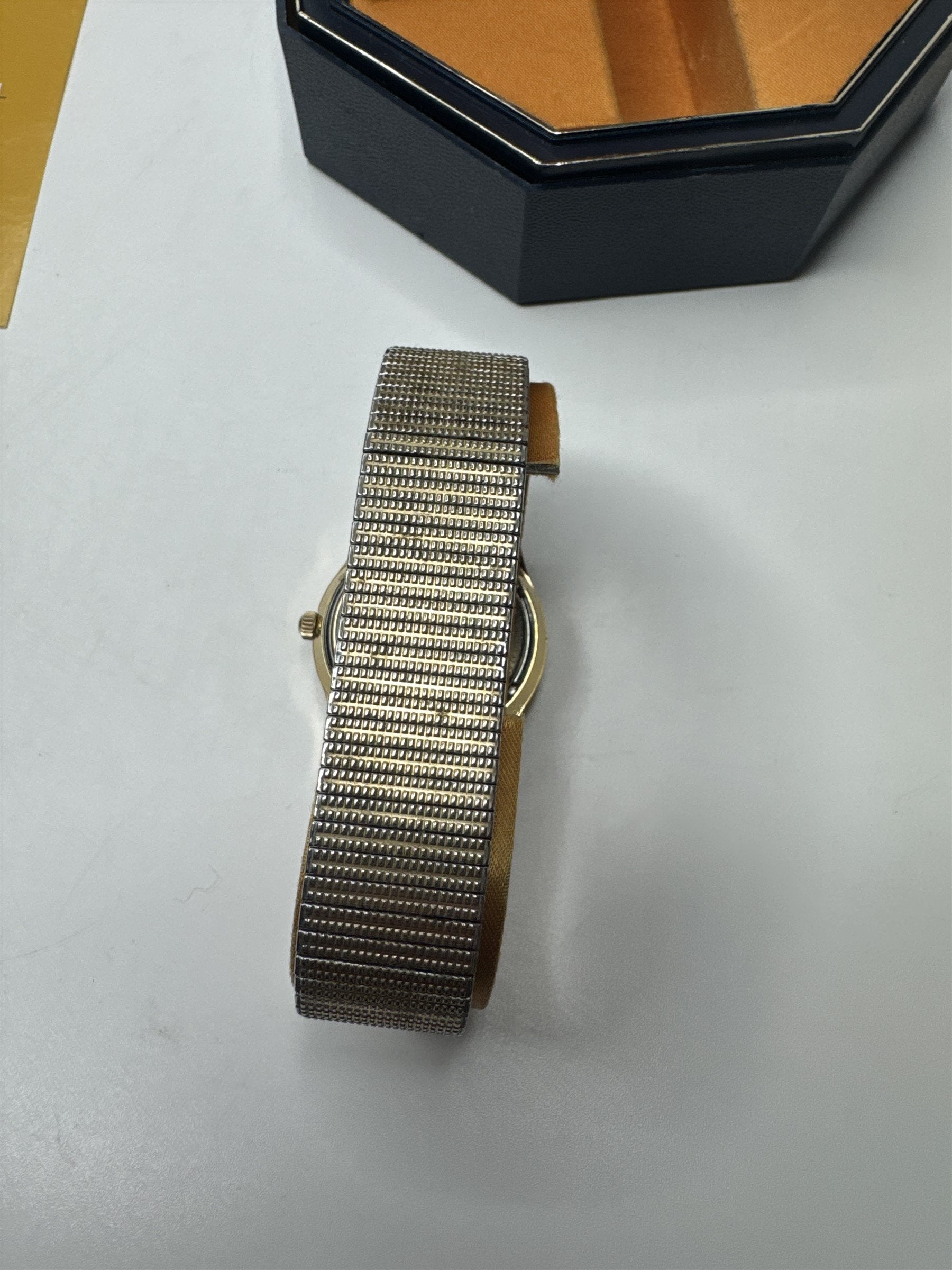 VTG Bulova M9 Mens Watch 23 Jewels Rolled Gold Automatic Mechanical