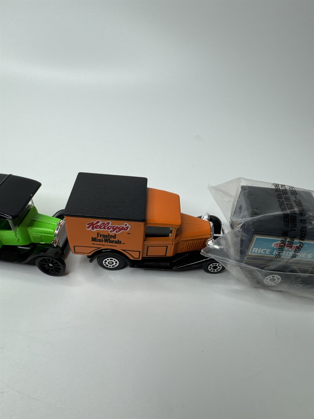 Set of 4 Vintage Kellogg's Cereal Delivery Trucks 1979 Matchbox Model T Cars