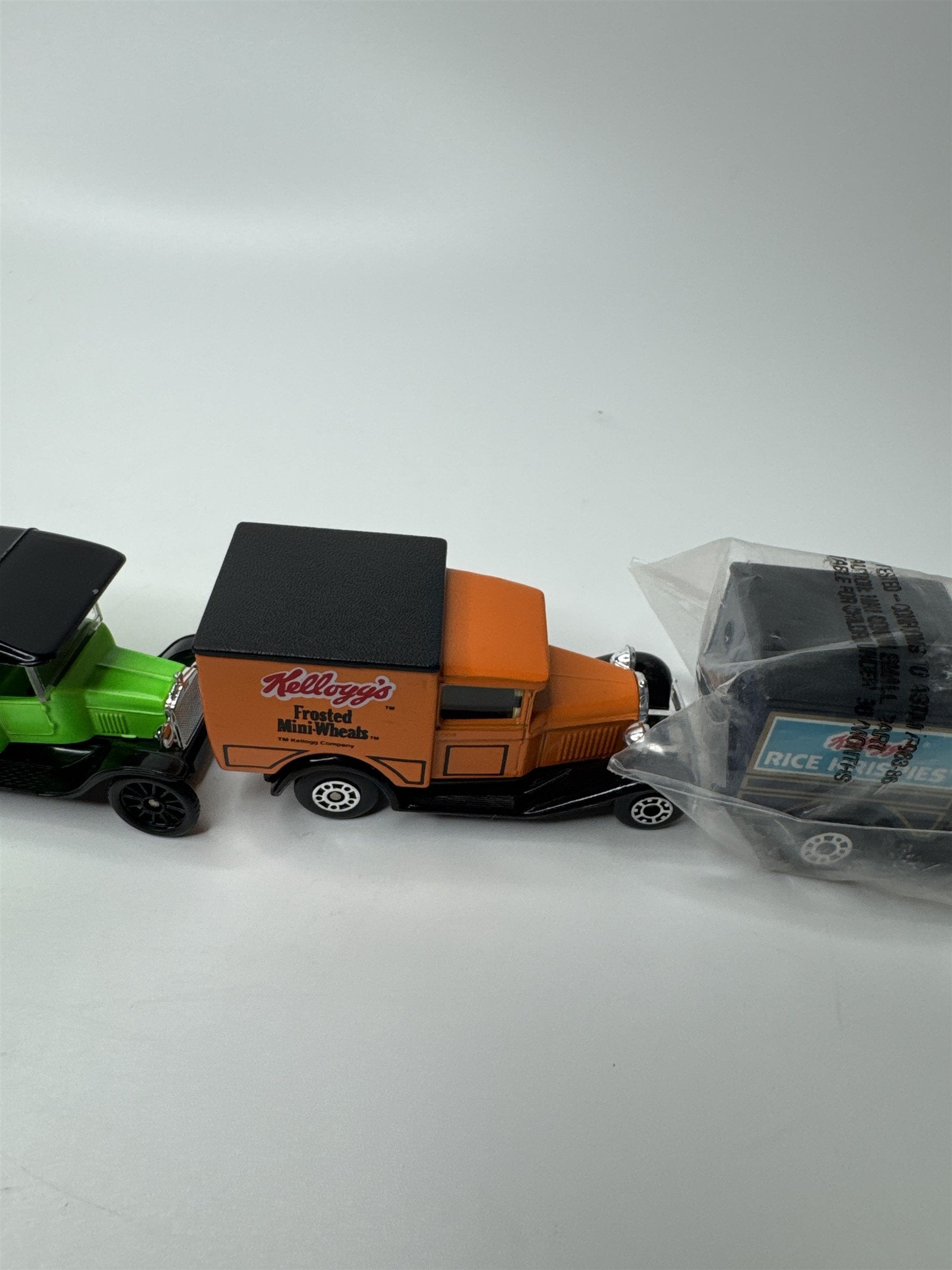 Set of 4 Vintage Kellogg's Cereal Delivery Trucks 1979 Matchbox Model T Cars