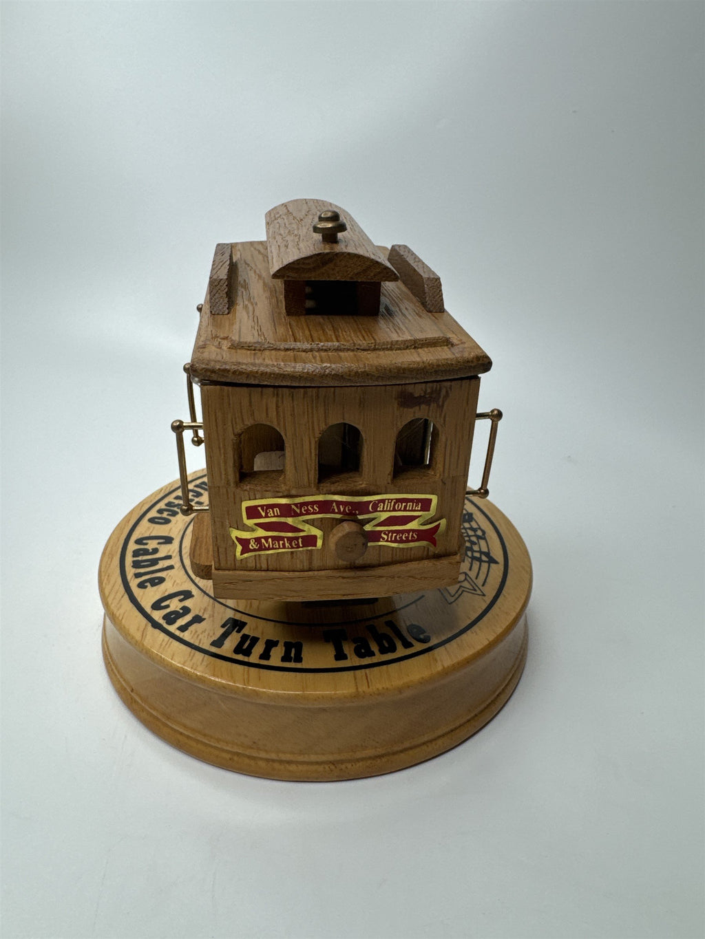 VTG San Francisco Cable Trolley Car Wooden Winding Turntable Music Box Streetcar