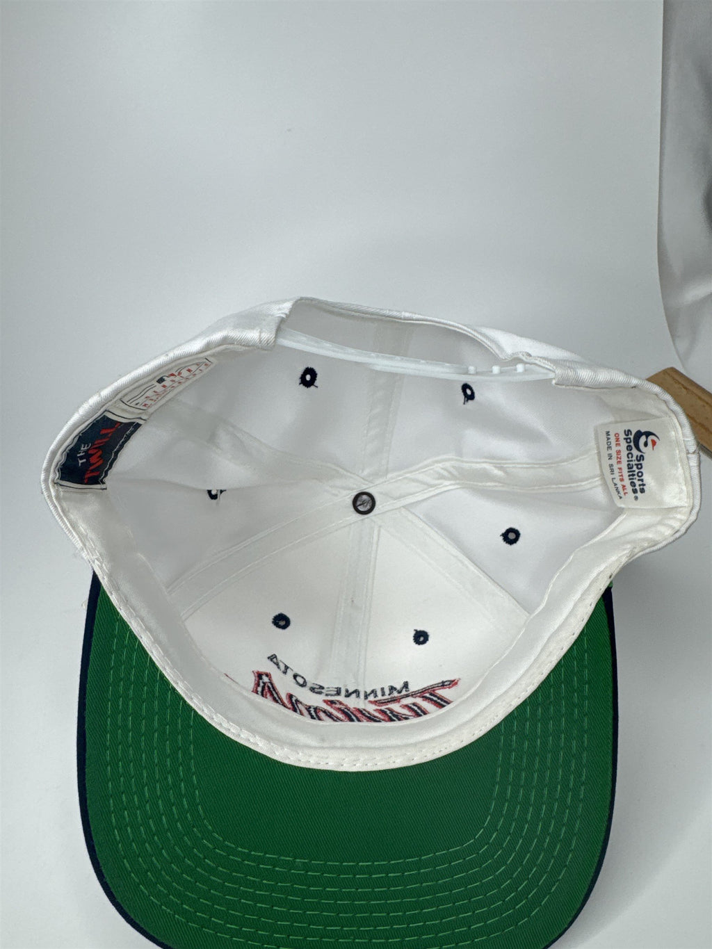 VTG 90s Minnesota Twins Snapback Sports Specialties White Logo Hat
