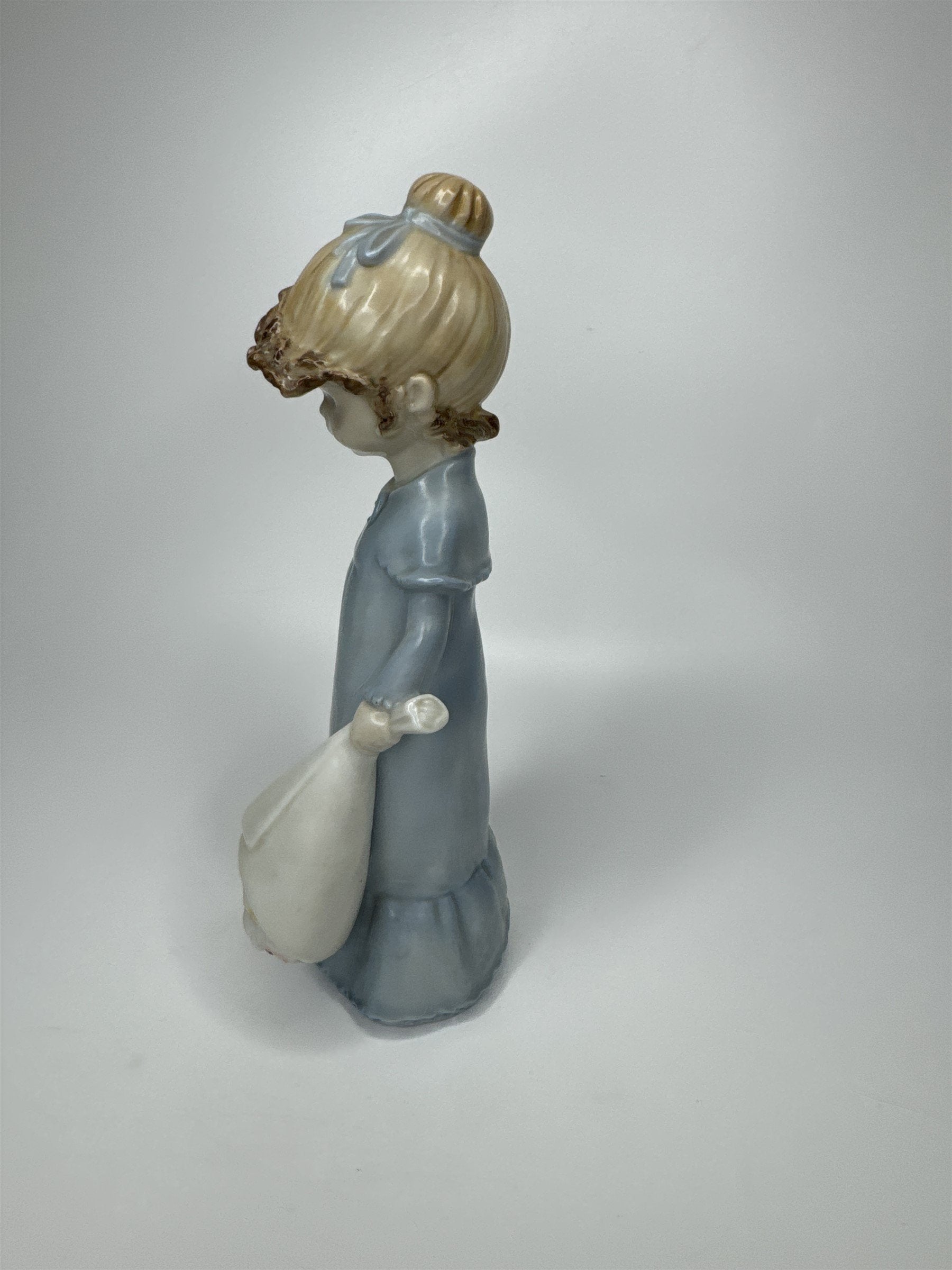 Vintage Enesco Kinka Japan EARLY Flower Firl Figurine Paper Label 9" Tall Girl