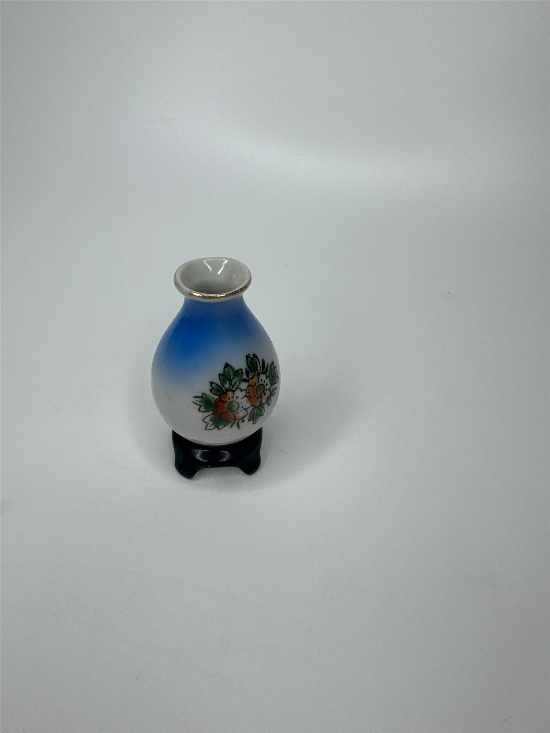 Original Vintage Occupied Japan Decorative Flowered Mini Vase Figurine 2.5"