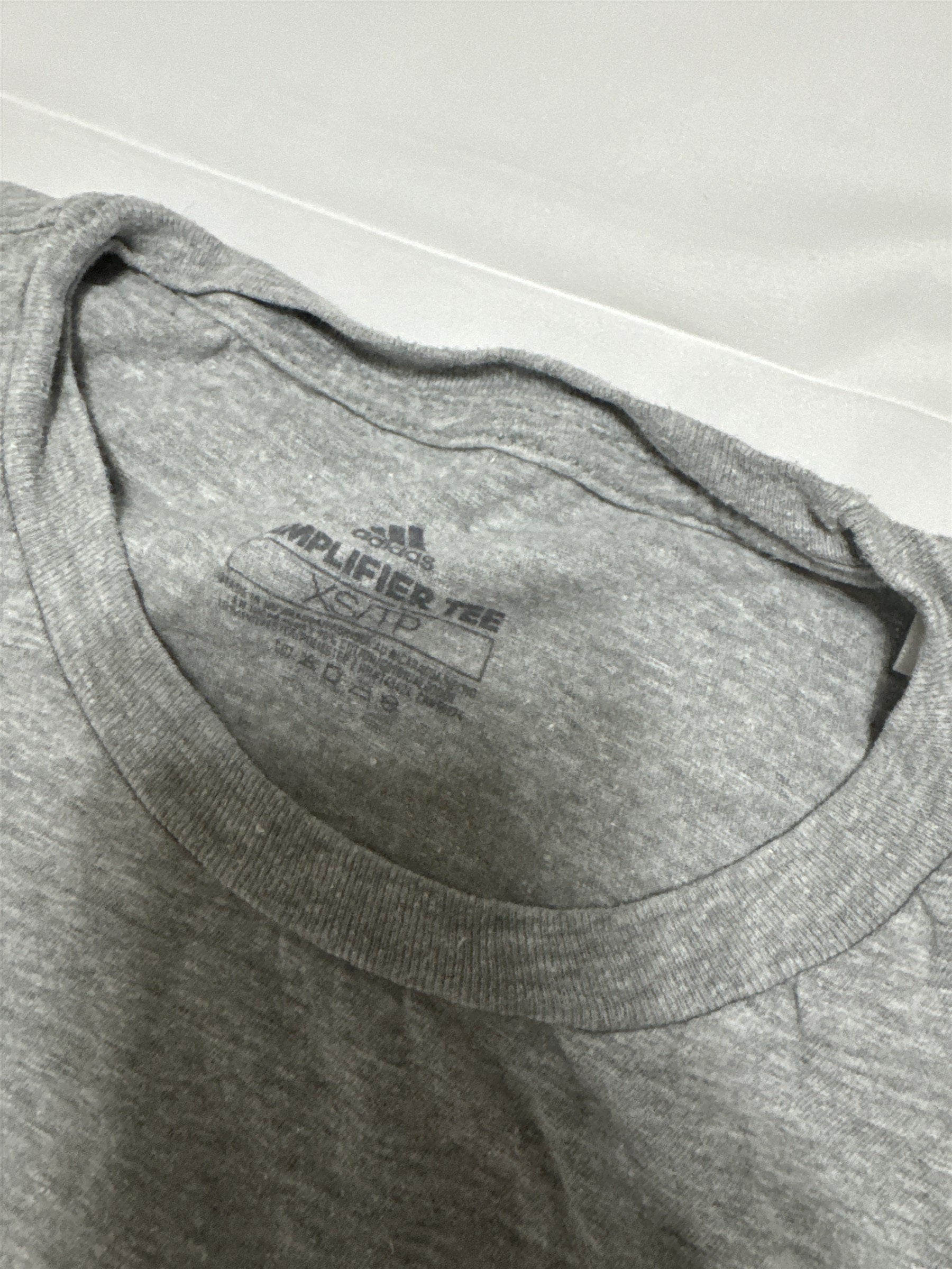 Adidas Mens T-Shirt Amplifier Short Sleeve Gray with Black Big Logo X-S XS NWT