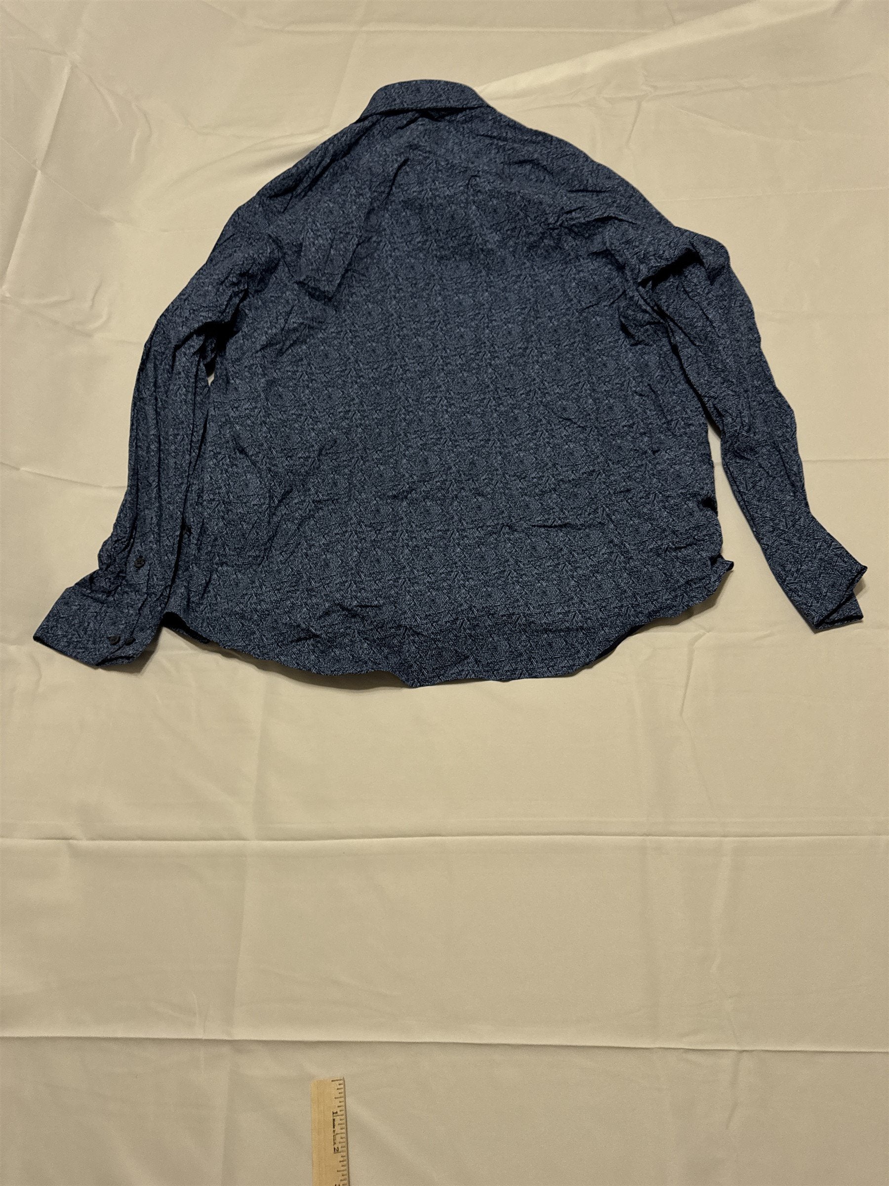 Alfani Regular Fit XL 17-17 1/2 34-35 Dark Blue Dress Shirt Geo Triangle Pattern