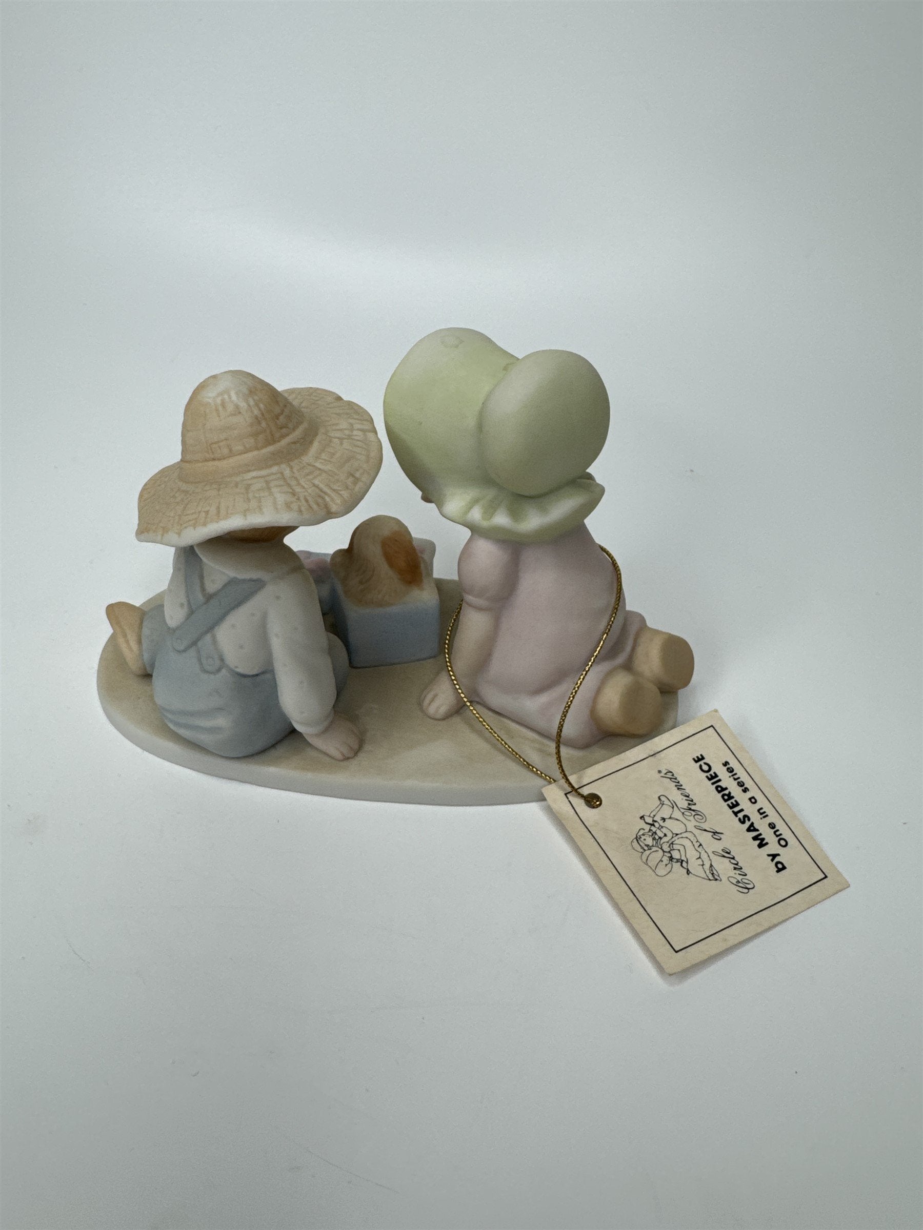 Vintage 1991 HOMCO Masterpiece Circle of Friends The Perfect Gift James 1:17
