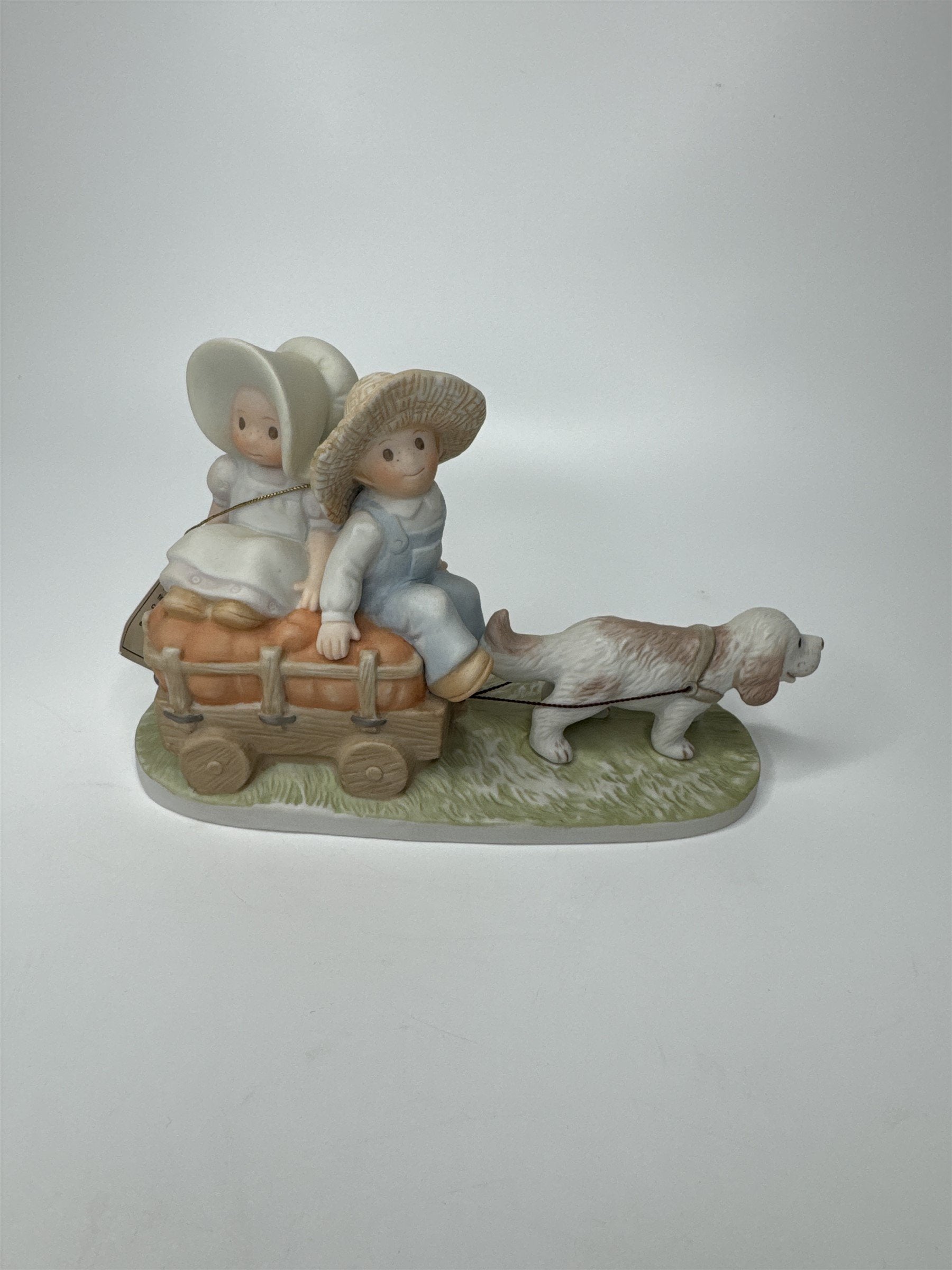 Vintage 1993 HOMCO Circle of Friends Masterpiece Fall's Bounty Psalms 126:3