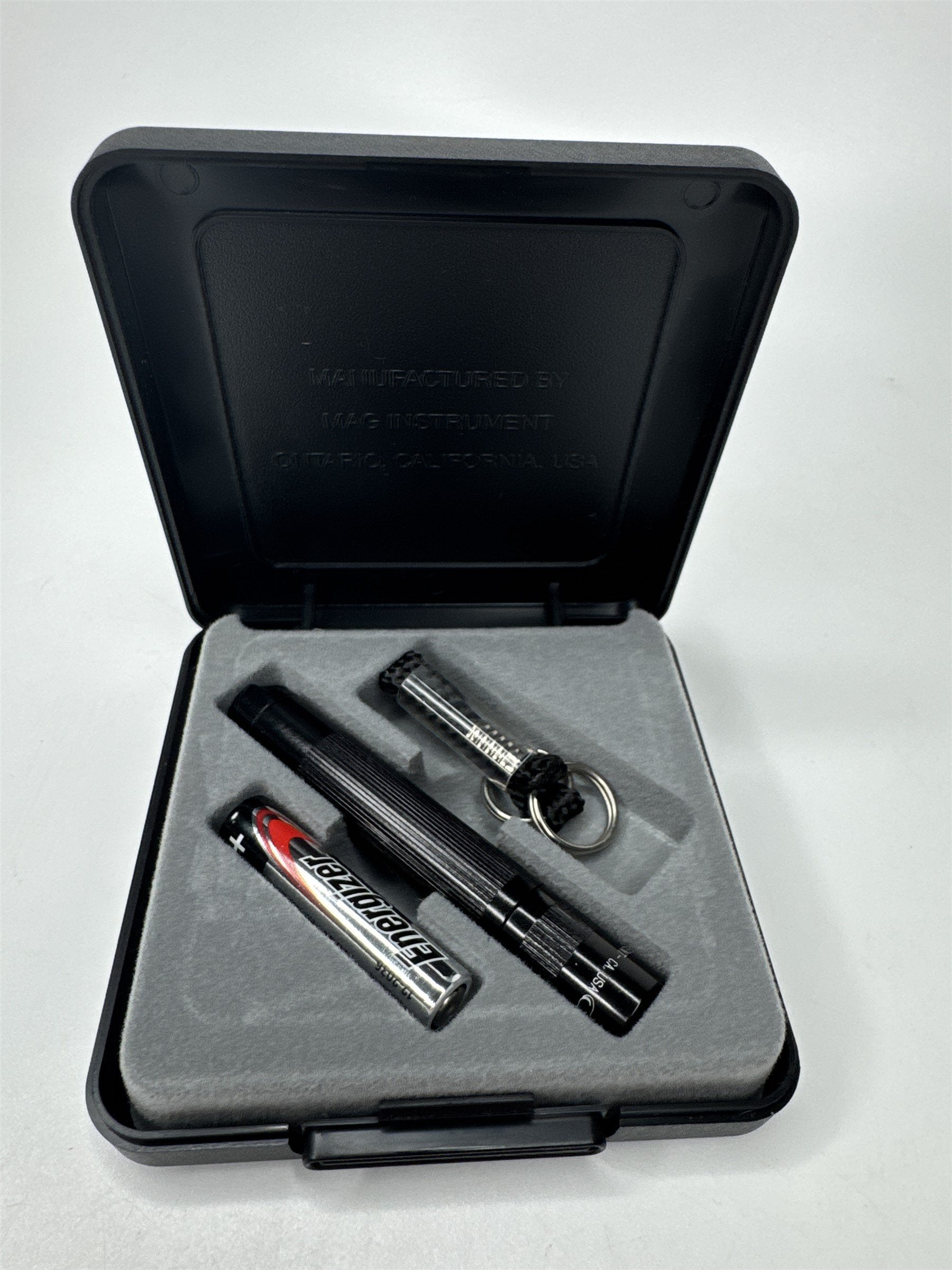 Vintage MAG-LITE 1994 Solitaire Single Cell AAA Flashlight in Black