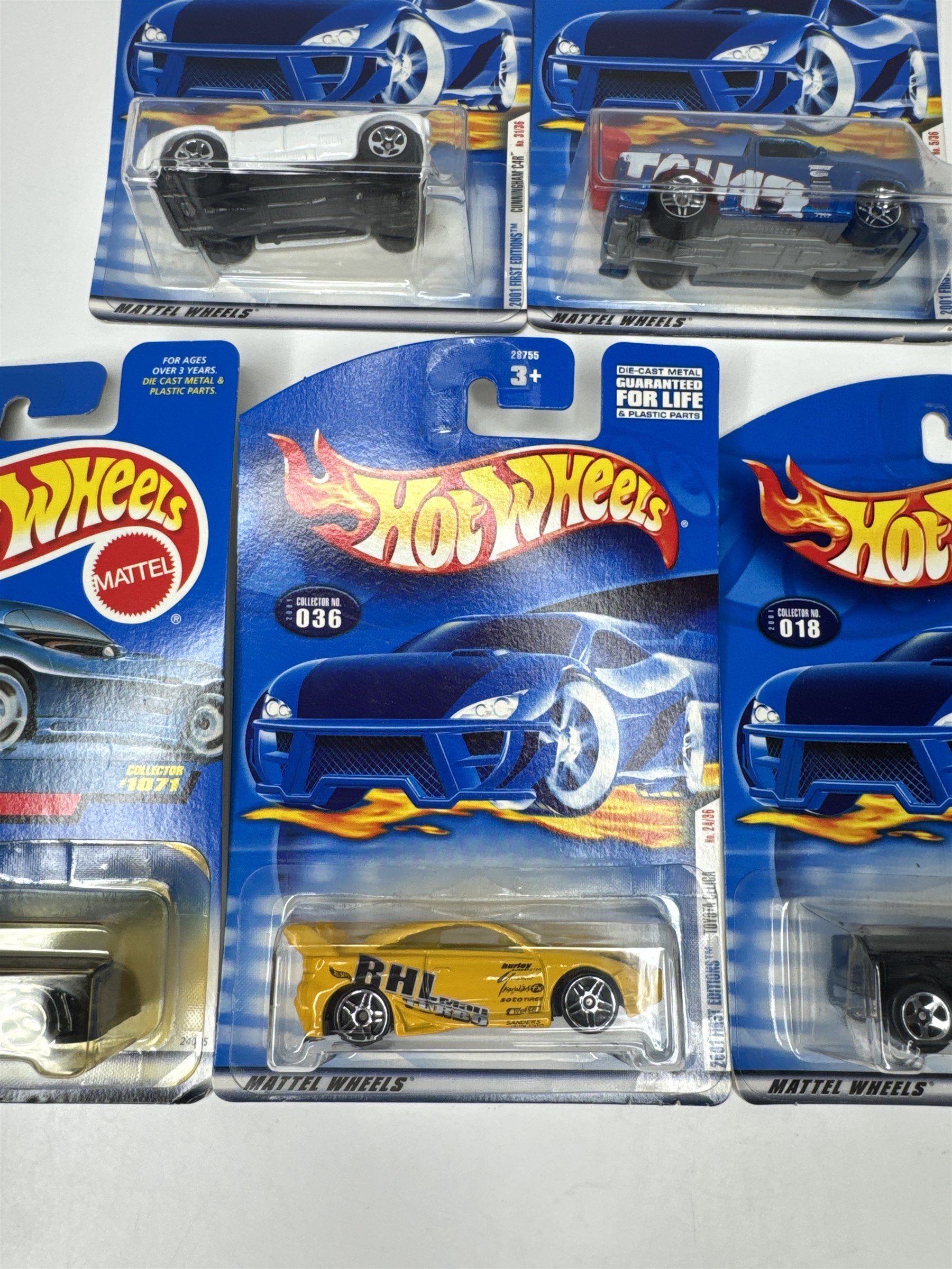 Lot of 5 Hot Wheels Mattel Wheels 1998-2000 Die Cast Metal Collectible Race Cars
