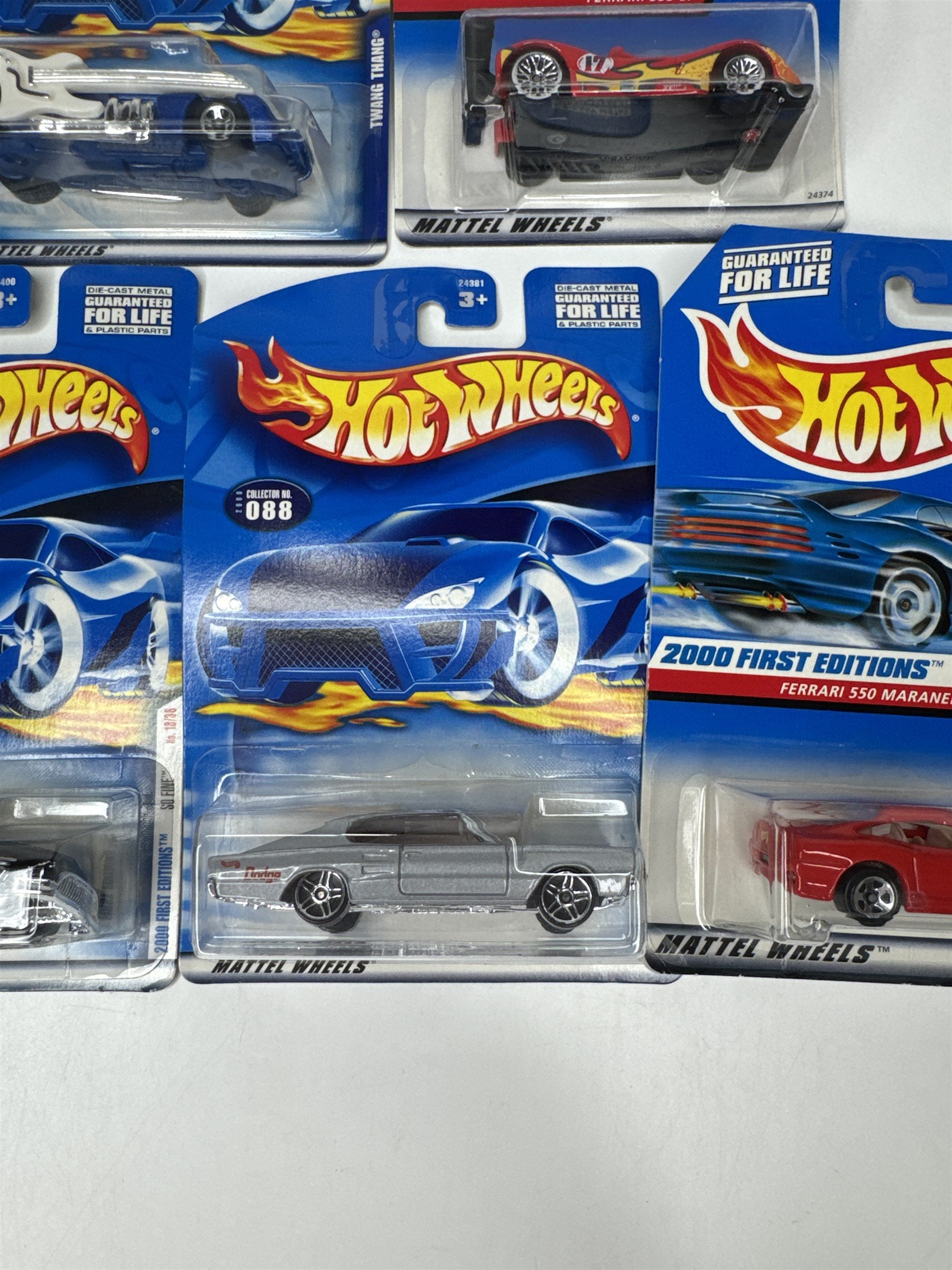 Lot of 5 Hot Wheels Mattel Wheels 1999-2000 Die Cast Metal Collectible Race Cars