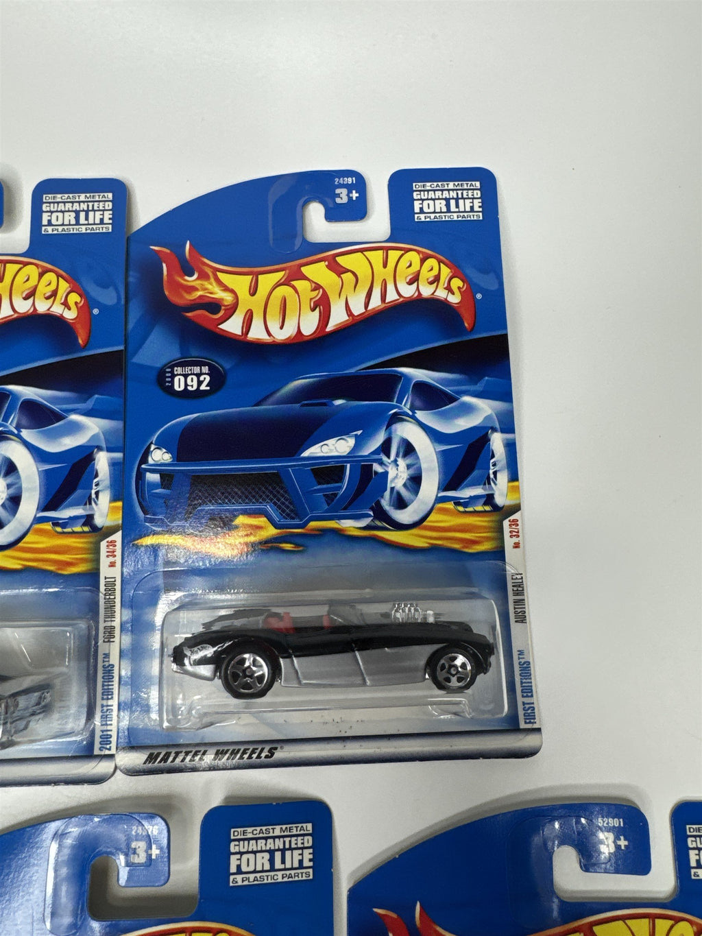 Lot of 5 Hot Wheels Mattel Wheels 2000-2001 Die Cast Metal Collectible Race Cars