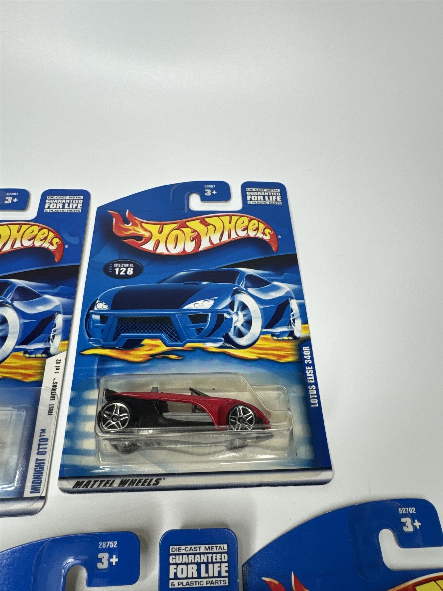 Lot of 5 Hot Wheels Mattel Wheels 2000-2001 Die Cast Metal Collectible Race Cars