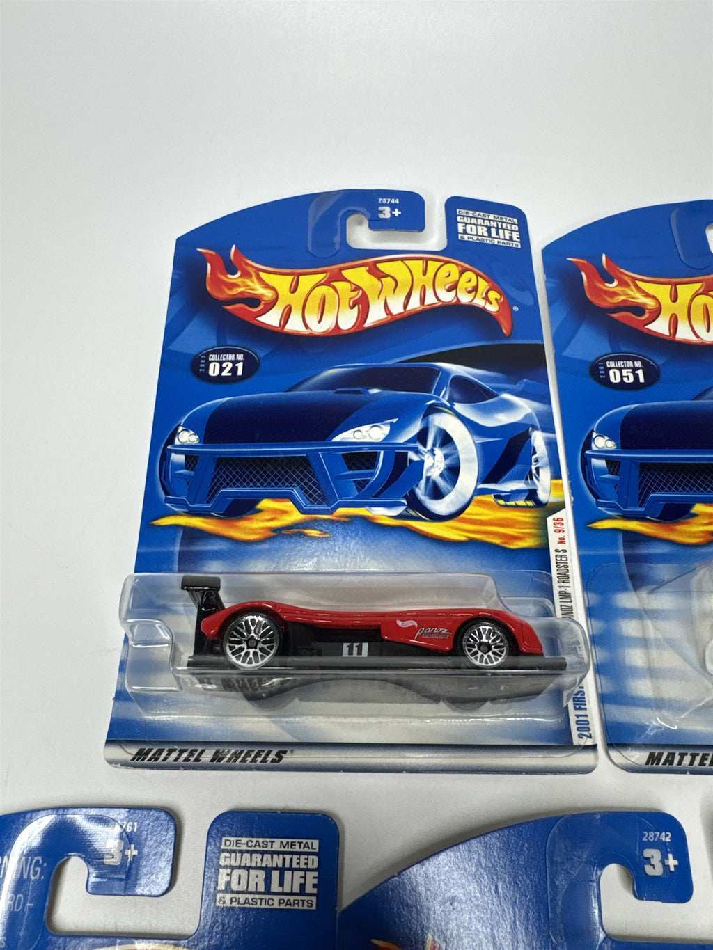 Lot of 5 Hot Wheels Mattel Wheels 2000 Die Cast Metal Collectible Race Cars