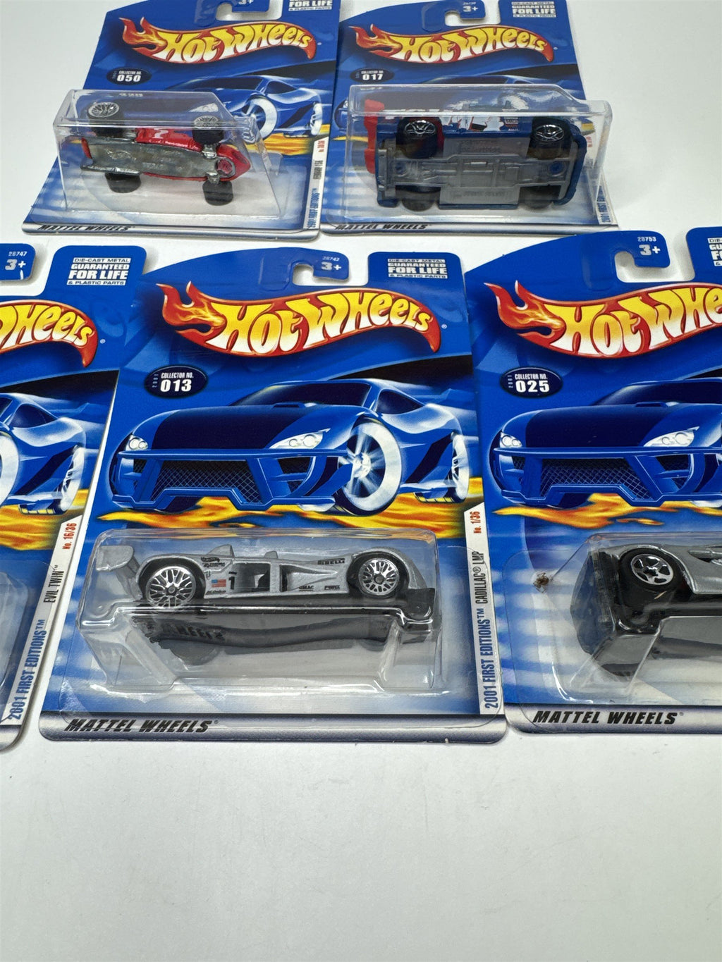 Lot of 5 Hot Wheels Mattel Wheels 2000 Die Cast Metal Collectible Race Cars