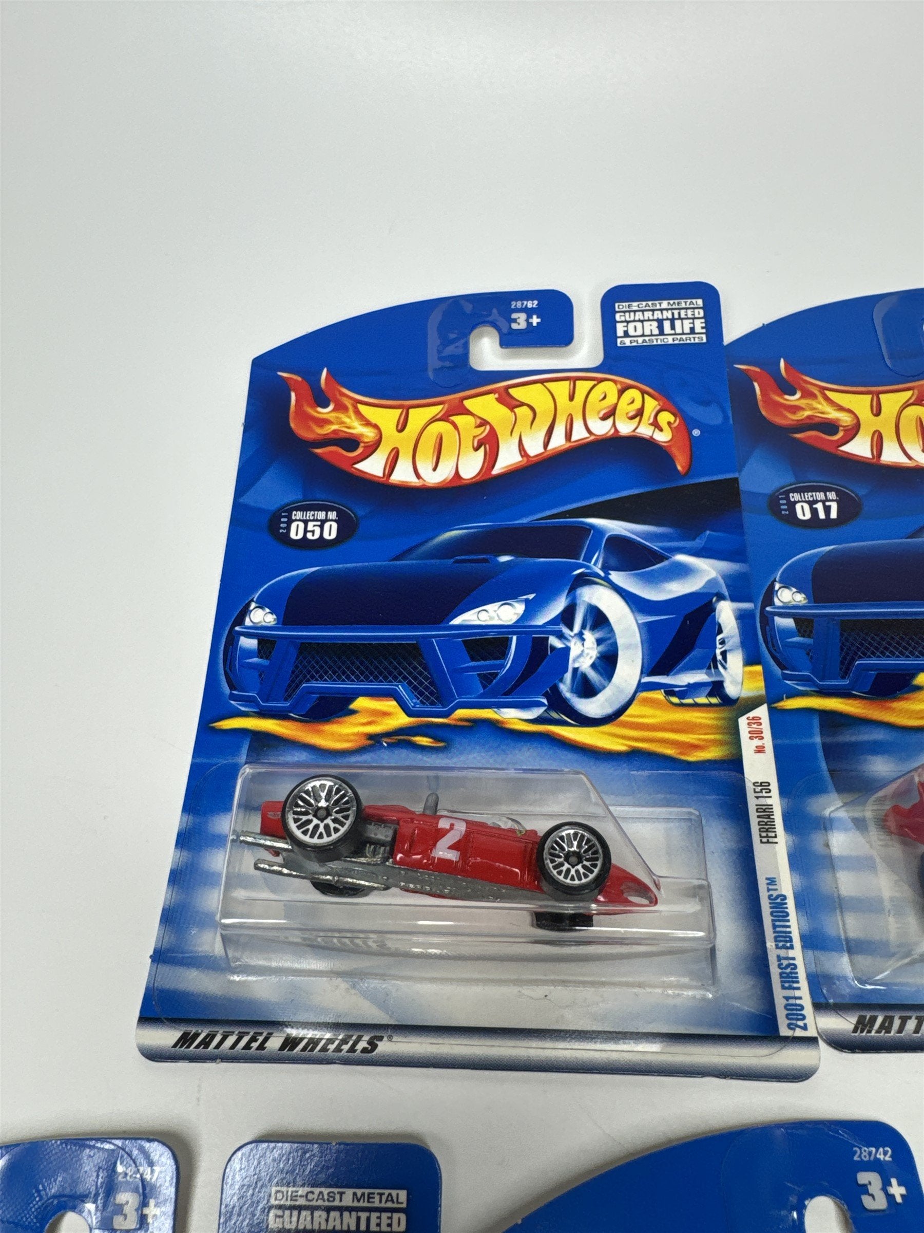 Lot of 5 Hot Wheels Mattel Wheels 2000 Die Cast Metal Collectible Race Cars