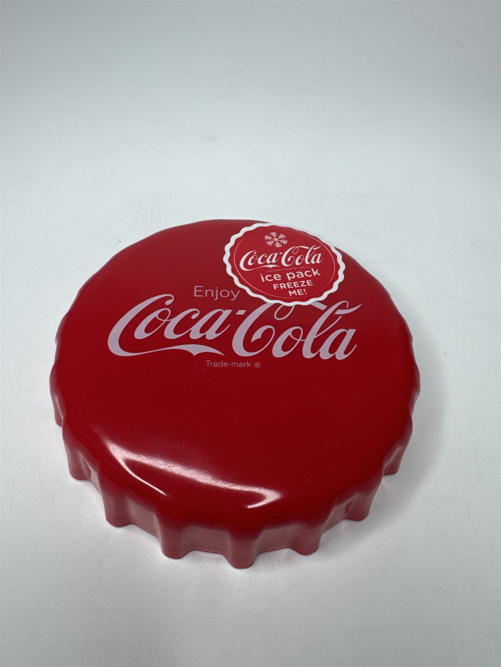 Coca-Cola Bottle Cap Ice Pack Red Freeze Me Cool Gear ICE PACK