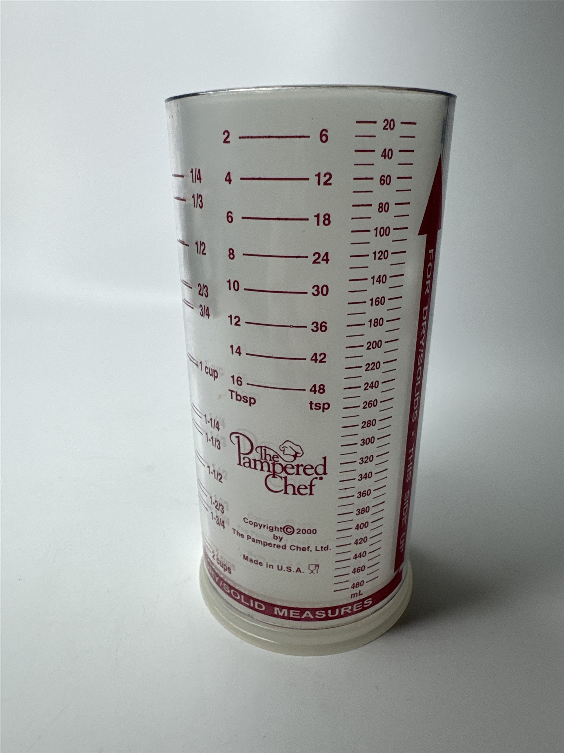 Vintage Pampered Chef Dry/Solid and Liquid 2 Cup Measuring Cup