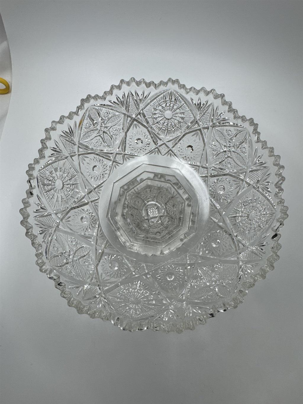 Vintage Pressed Sawtooth Glass 8.5" Diameter Fruit Bowl/Jewelry Dish *CRACKED*