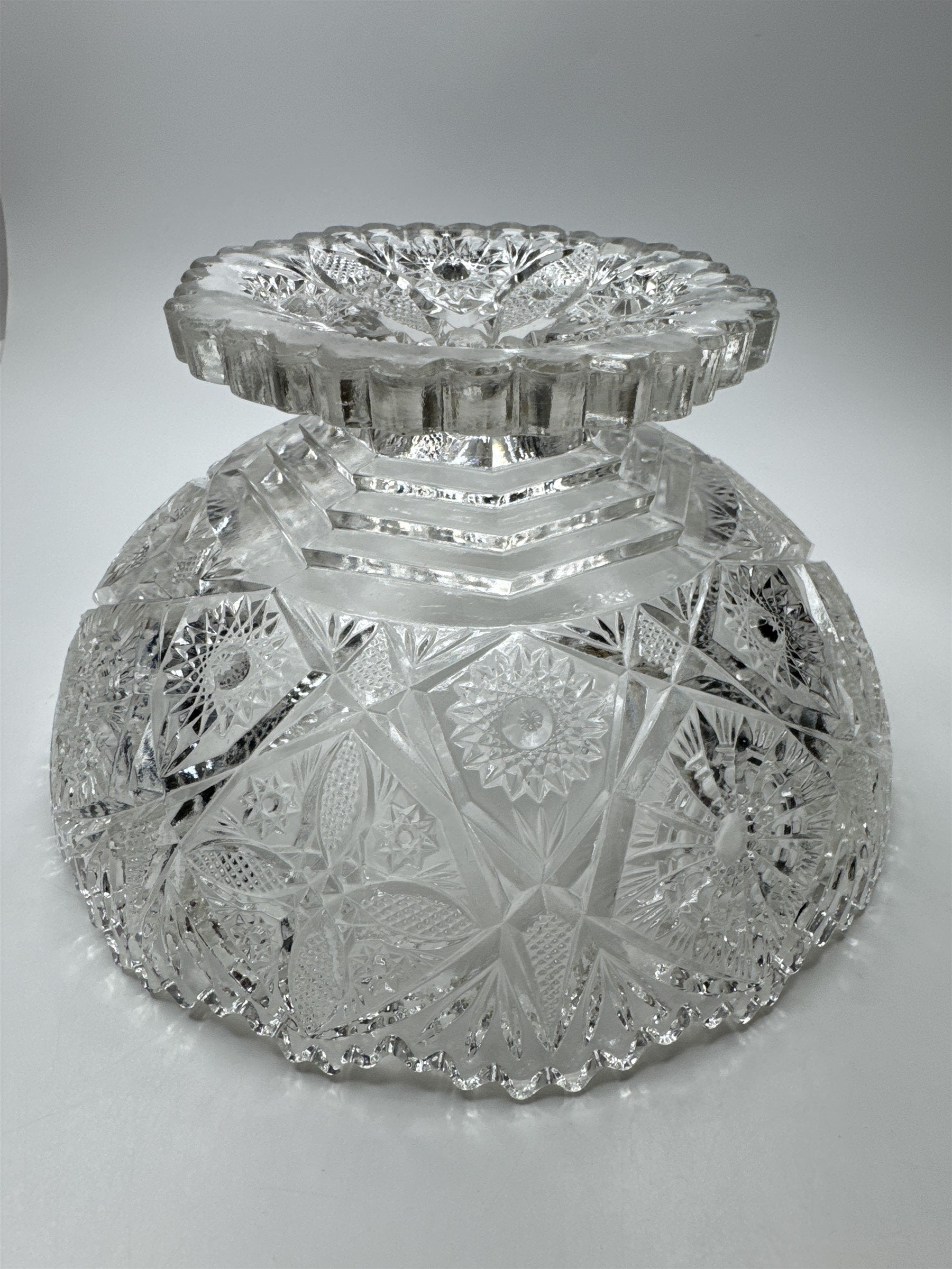 Vintage Pressed Sawtooth Glass 8.5" Diameter Fruit Bowl/Jewelry Dish *CRACKED*