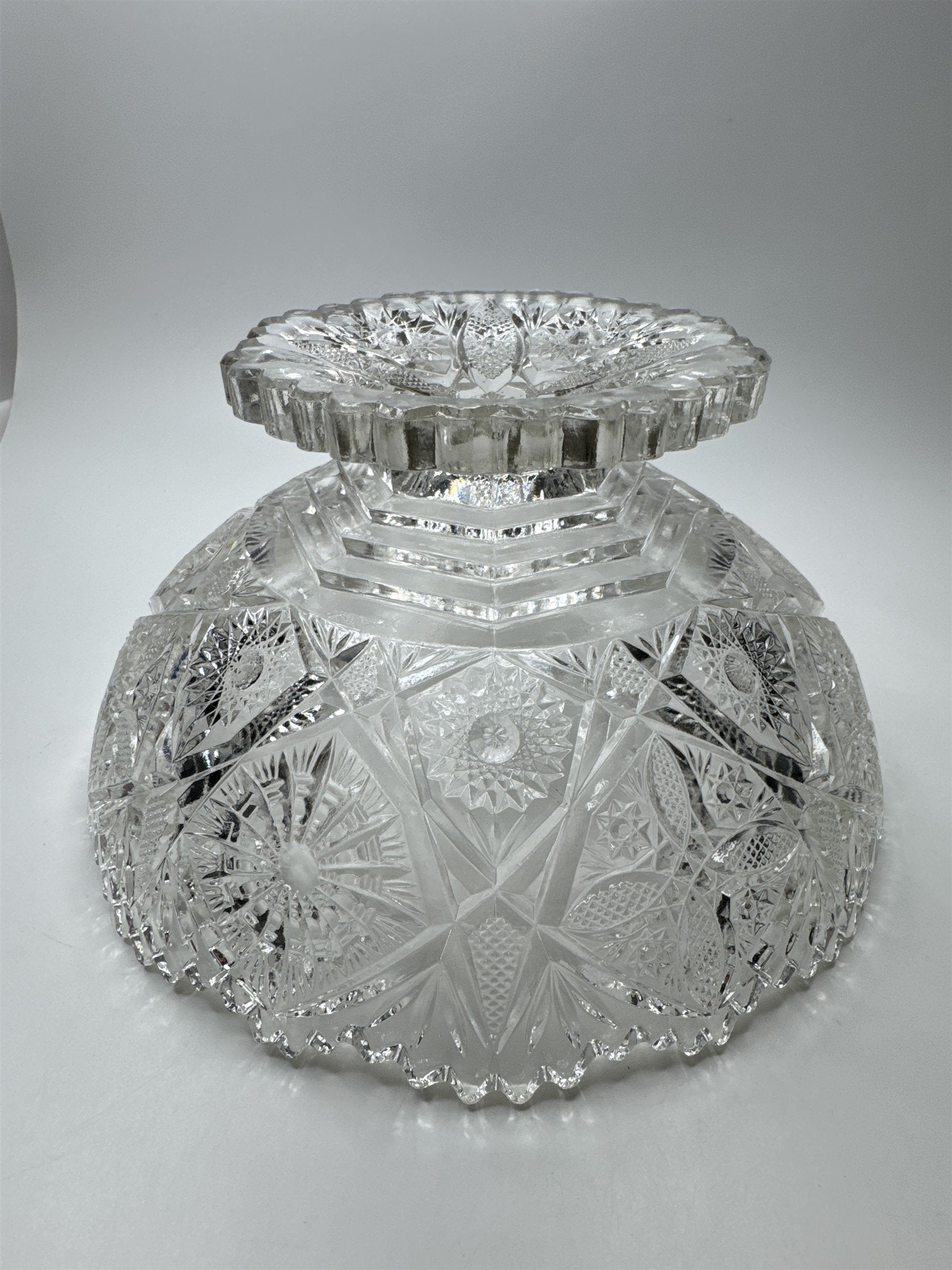 Vintage Pressed Sawtooth Glass 8.5" Diameter Fruit Bowl/Jewelry Dish *CRACKED*