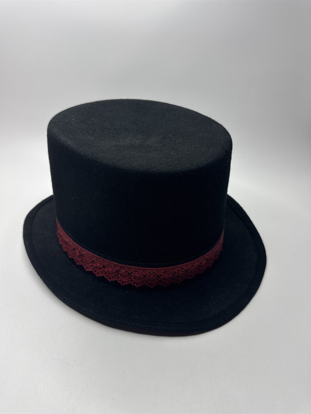 Disney Alice In Wonderland Black Tophat Red Lace Printed Trim SHI 01/10
