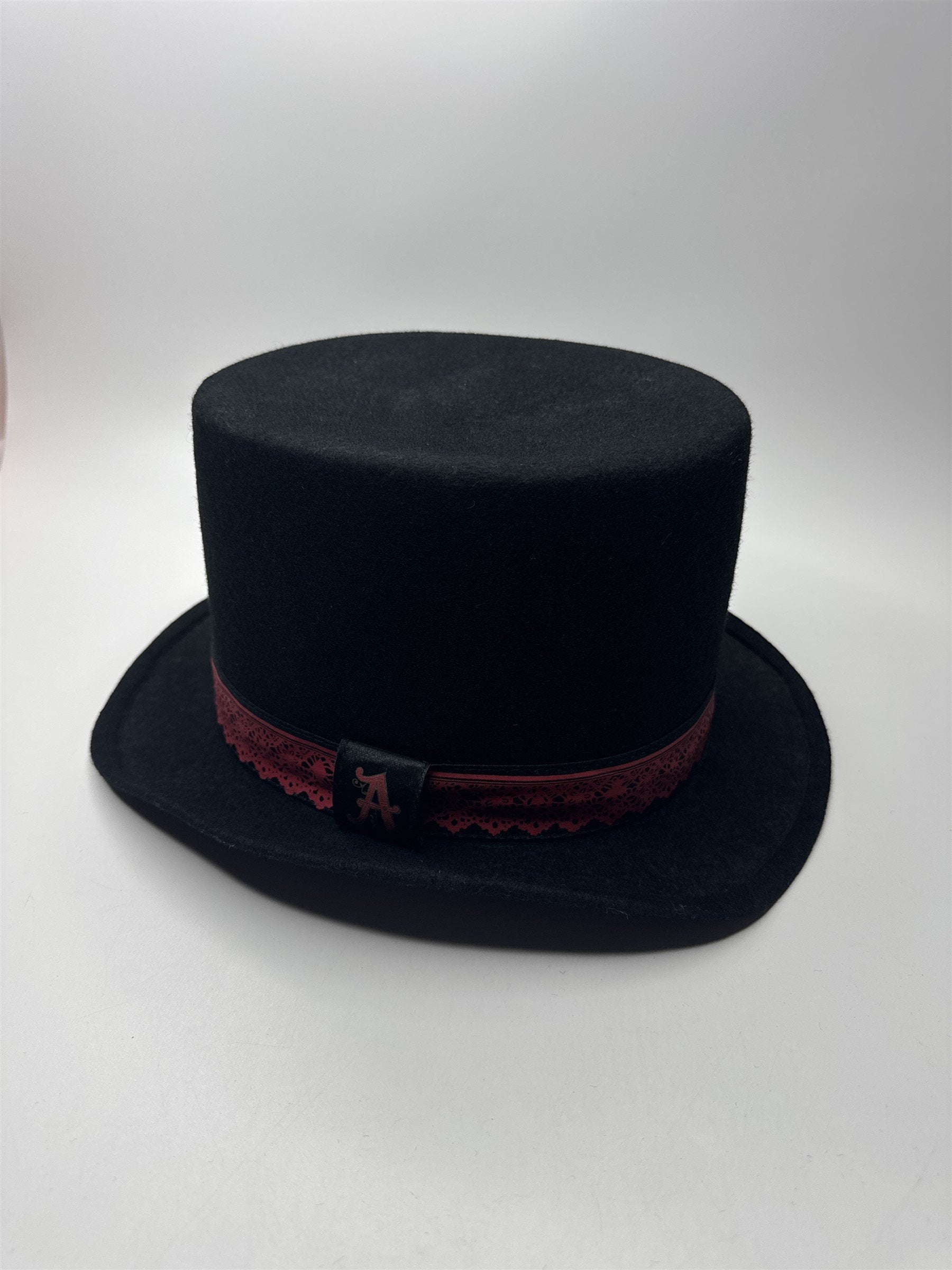 Disney Alice In Wonderland Black Tophat Red Lace Printed Trim SHI 01/10