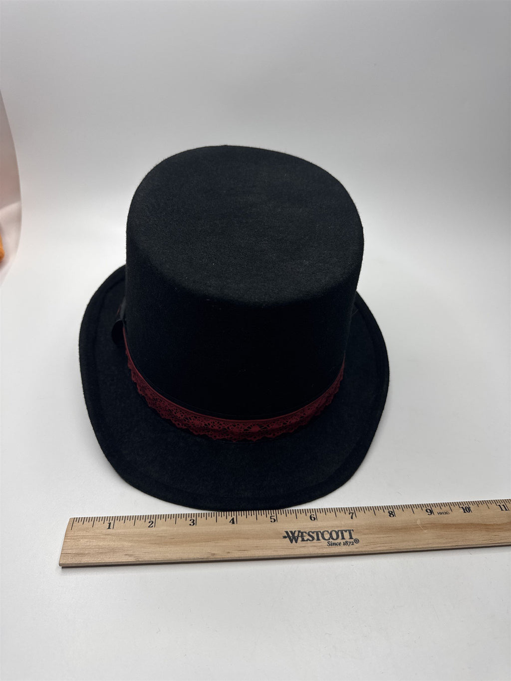 Disney Alice In Wonderland Black Tophat Red Lace Printed Trim SHI 01/10