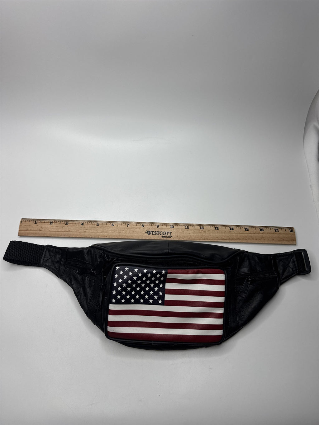 Vintage American Flag Around The Waist Fanny Pack Travel Bag