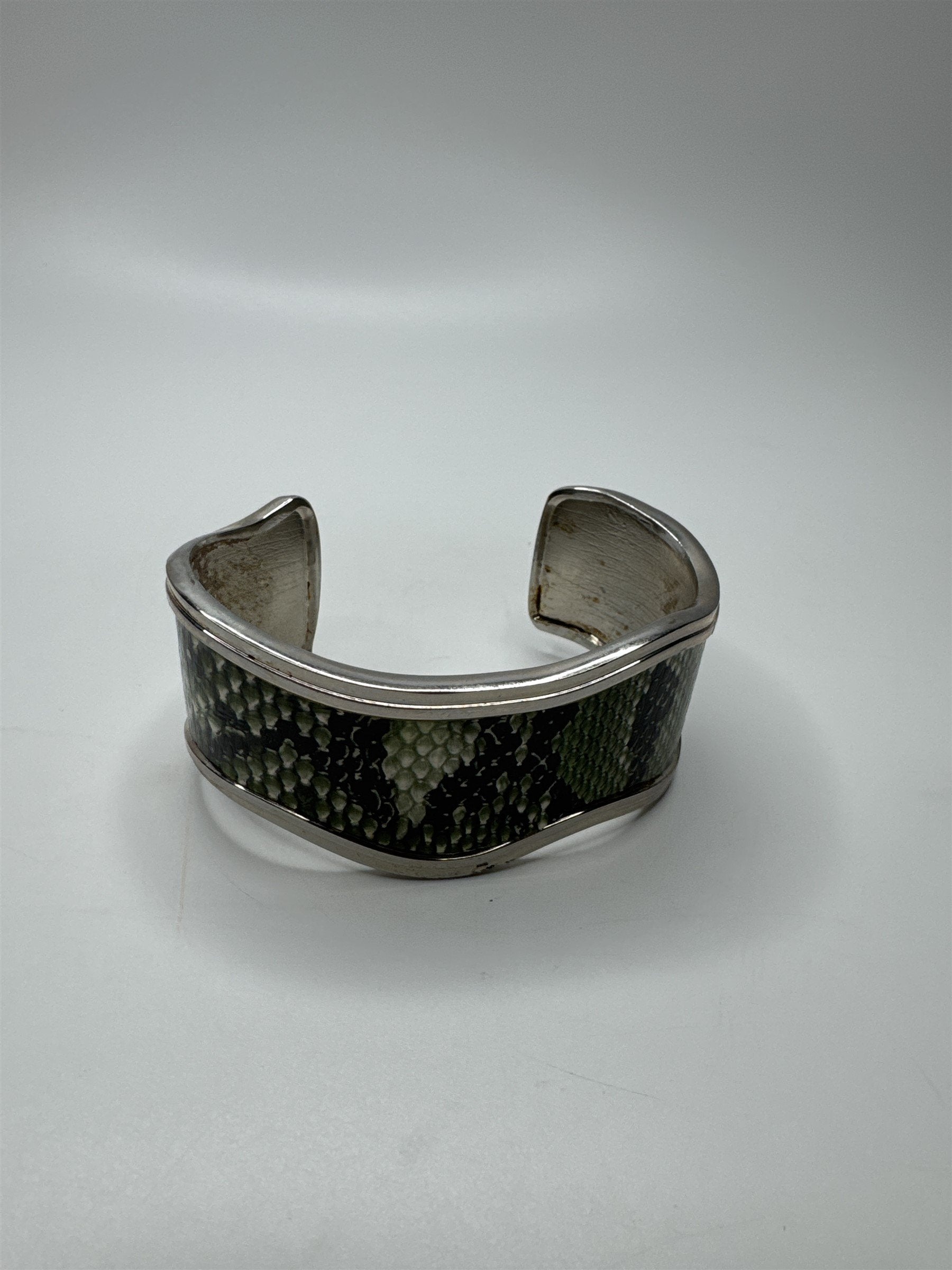 Vintage Green and Black Snake Print Silver-Toned Metal Cuff Bracelet