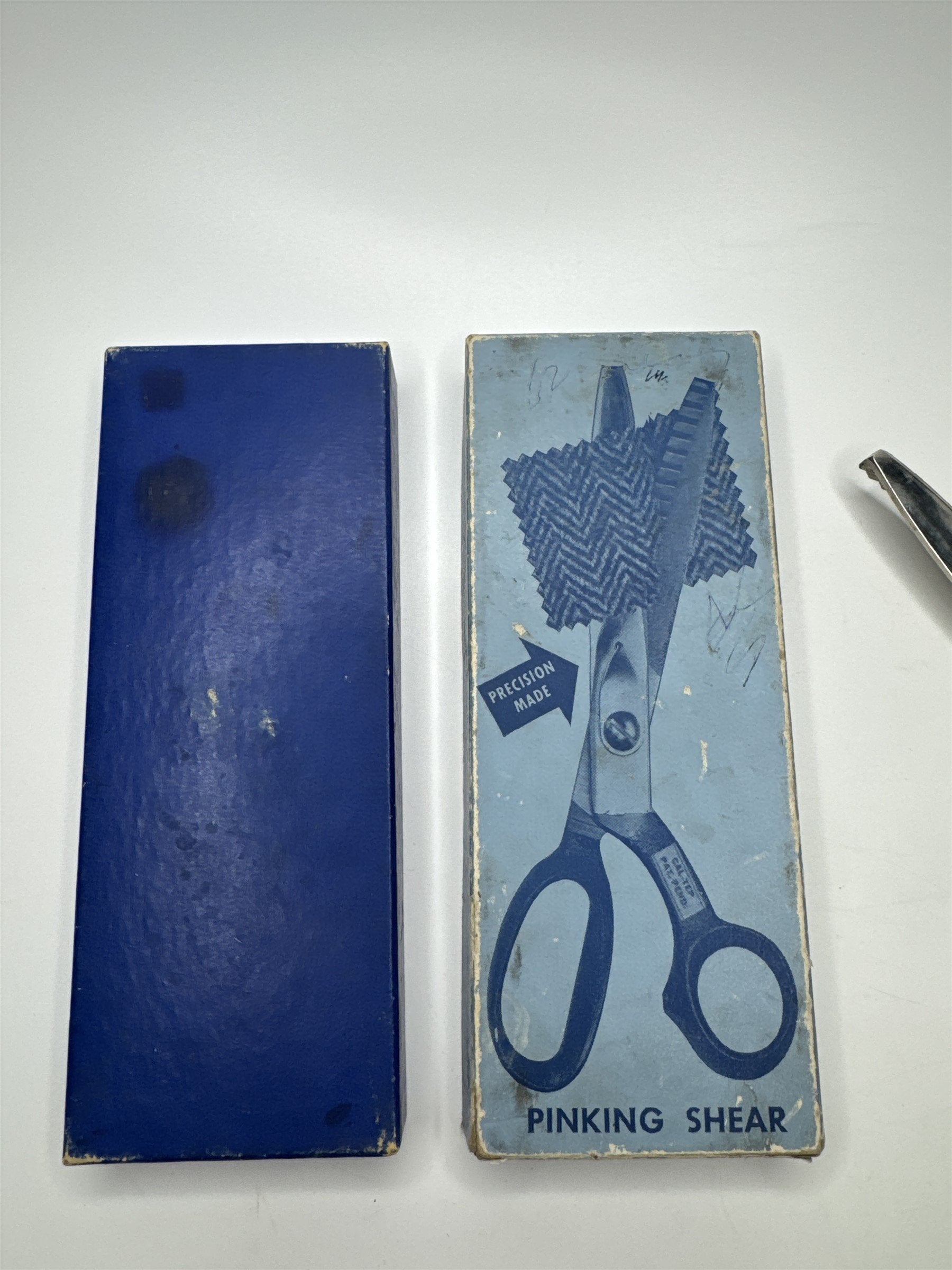 Vintage CAL-TEP Pinking Shear