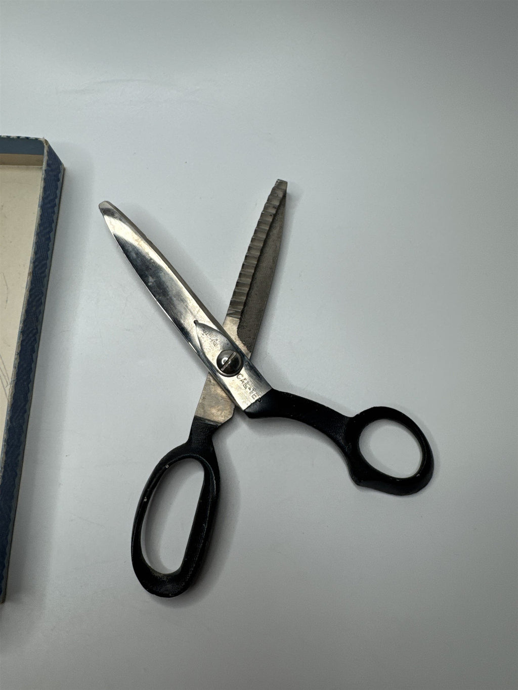 Vintage CAL-TEP Pinking Shear