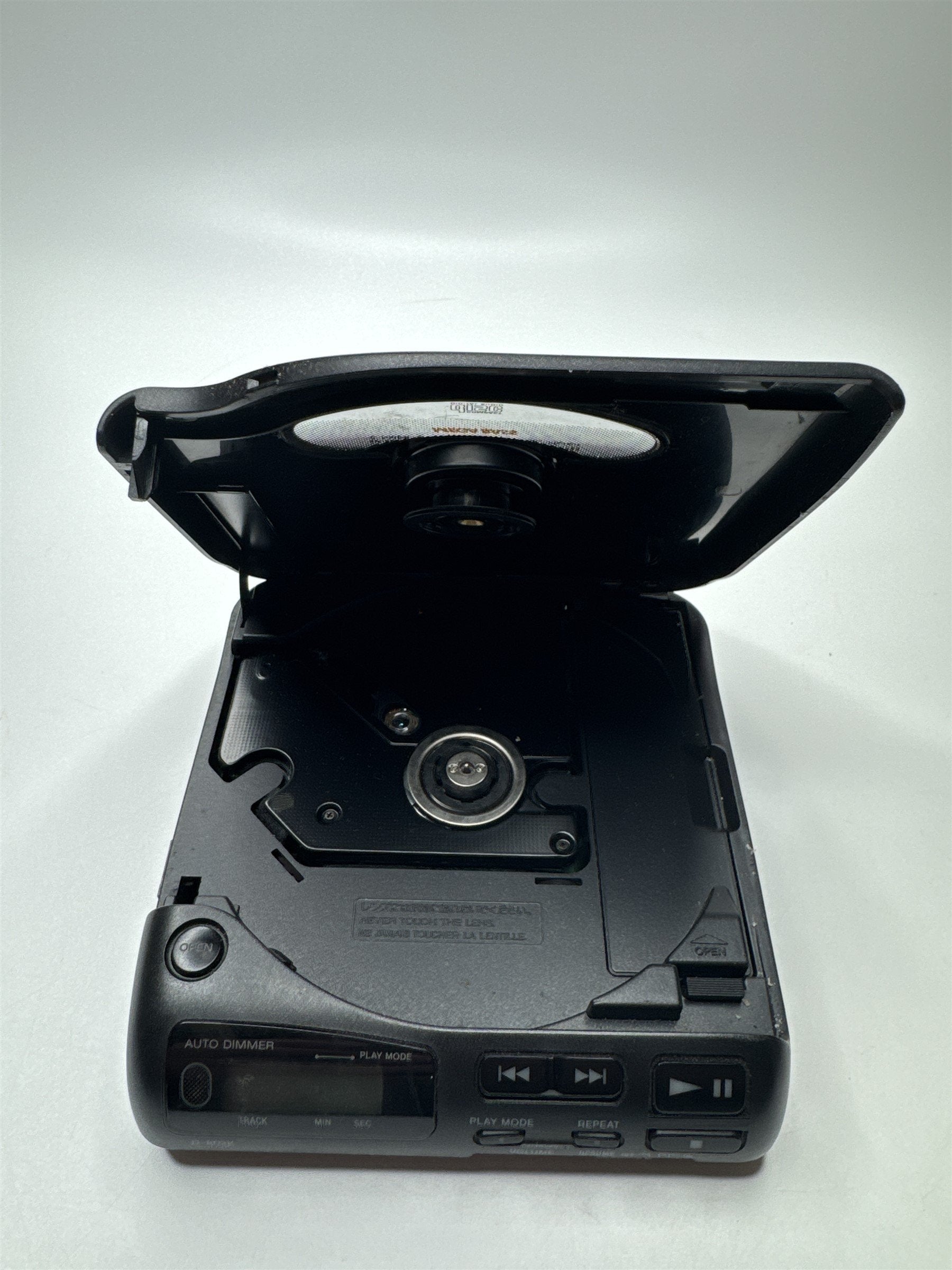 Sony Discman D-802k Portable Compact Car CD Player Black /w AUX Output Untested