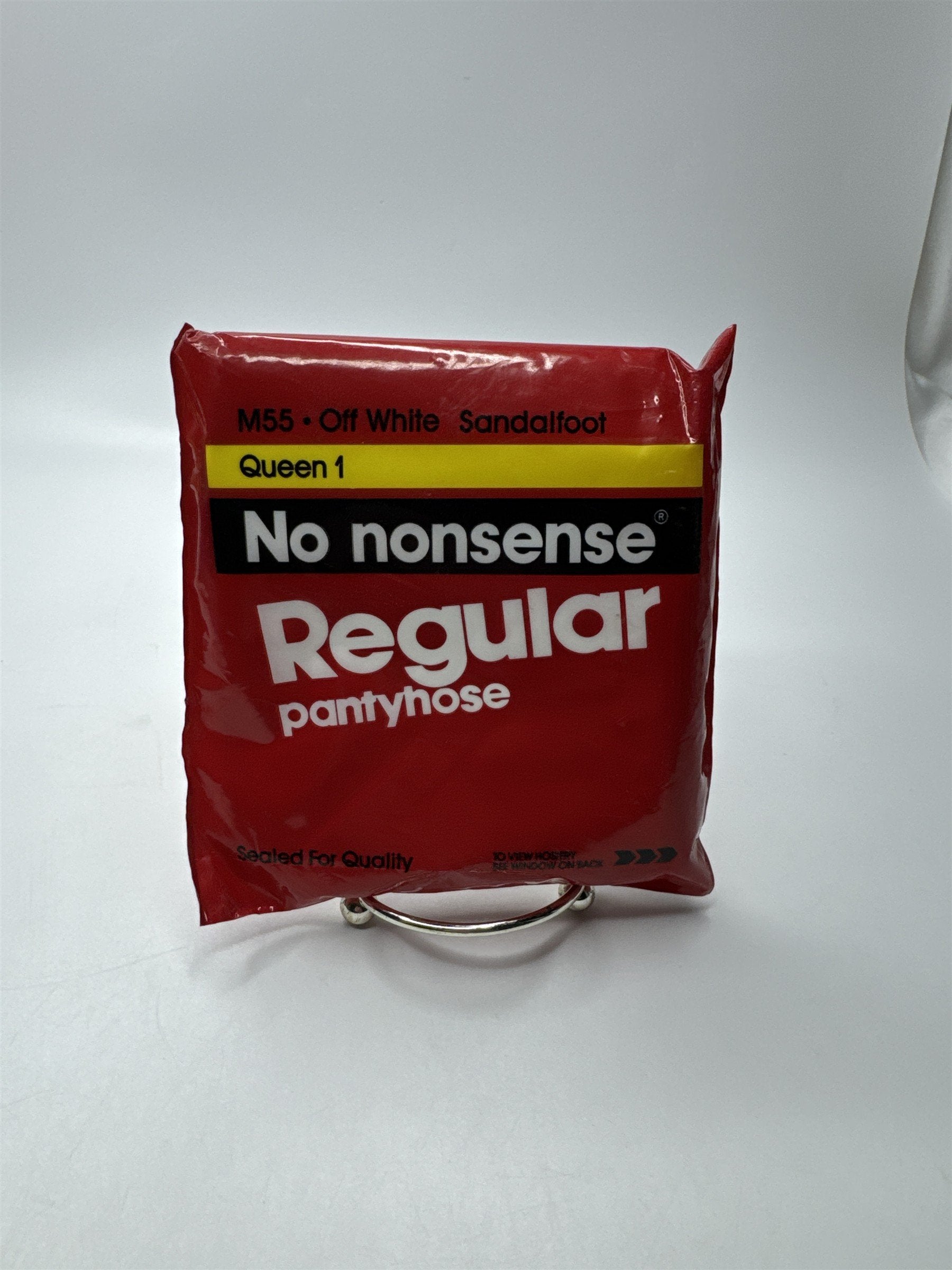 No Nonsense Regular Pantyhose M55 Off White Sandalfoot Queen 1X NEW SEALED VTG
