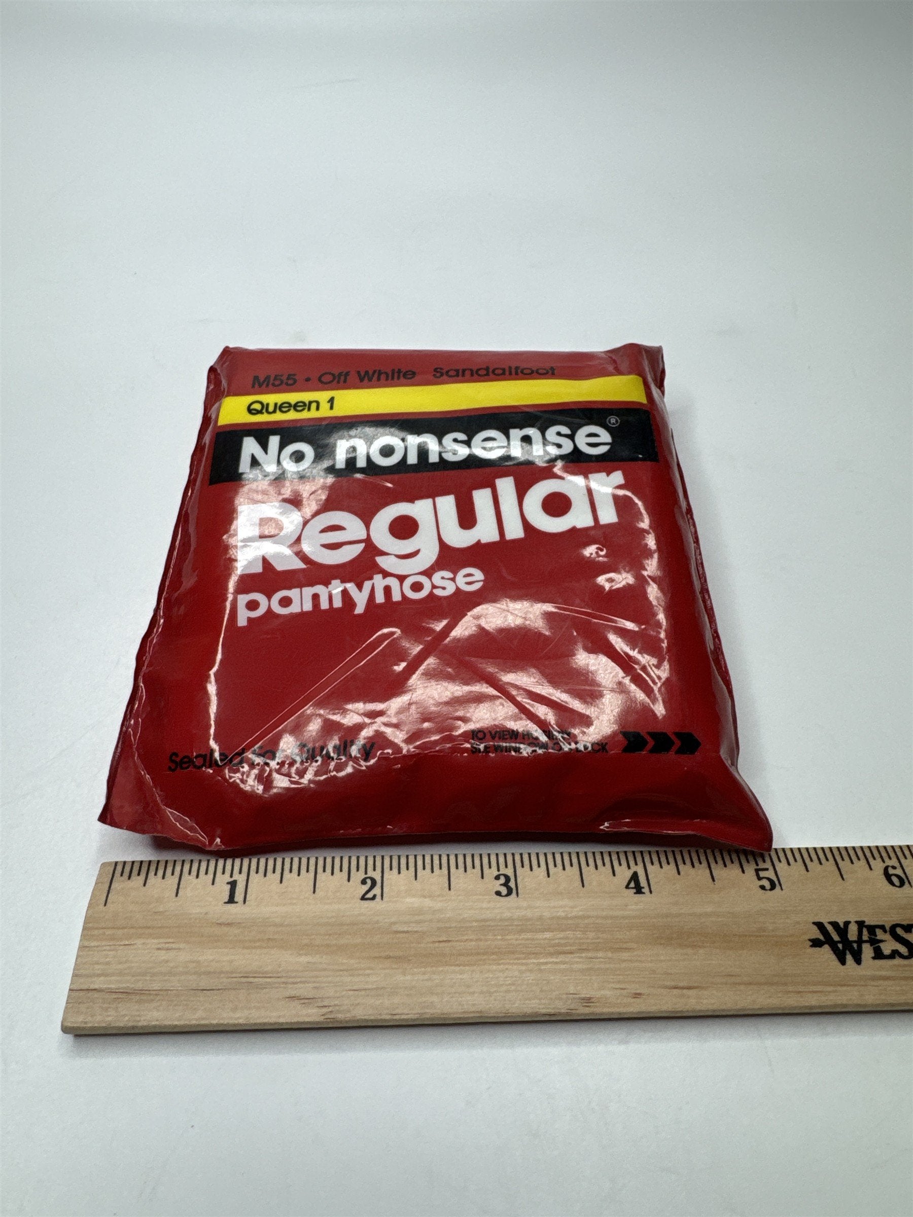 No Nonsense Regular Pantyhose M55 Off White Sandalfoot Queen 1X NEW SEALED VTG