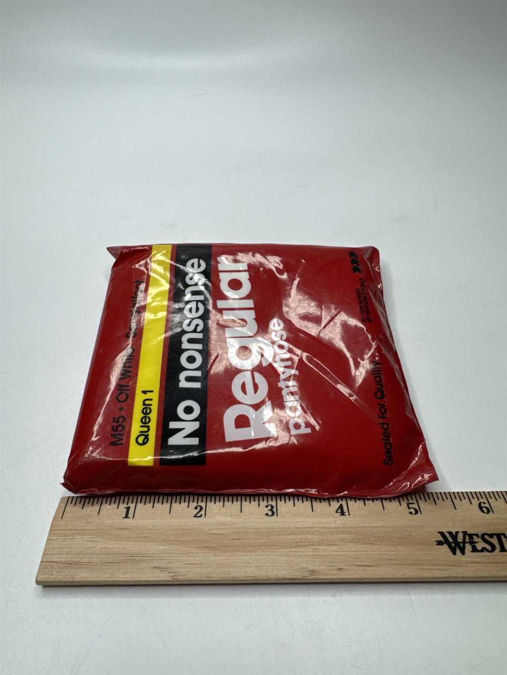 No Nonsense Regular Pantyhose M55 Off White Sandalfoot Queen 1X NEW SEALED VTG