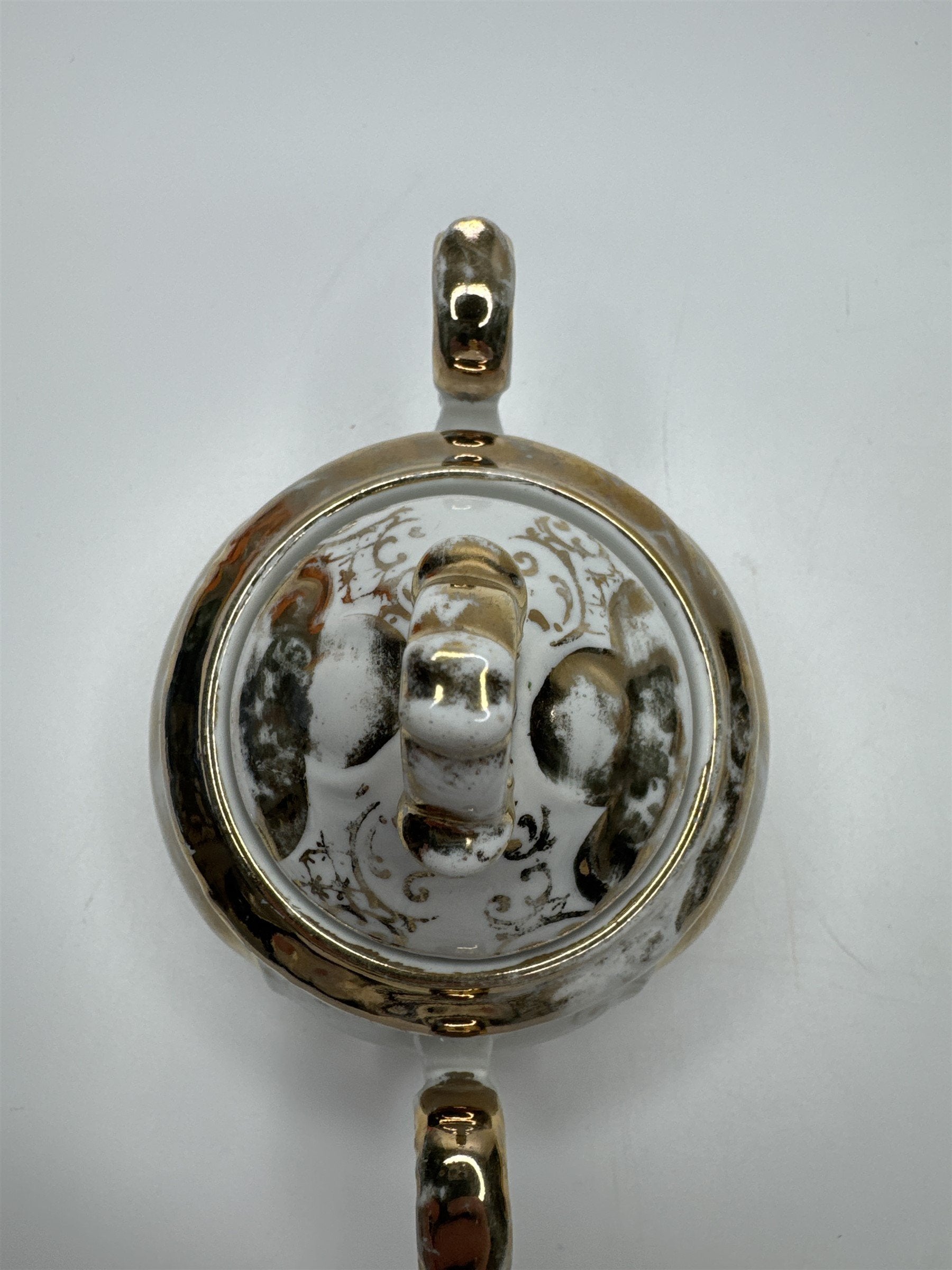Vintage Bavaria Gold and White Porcelain 3.75" Sugar Dish/Bowl