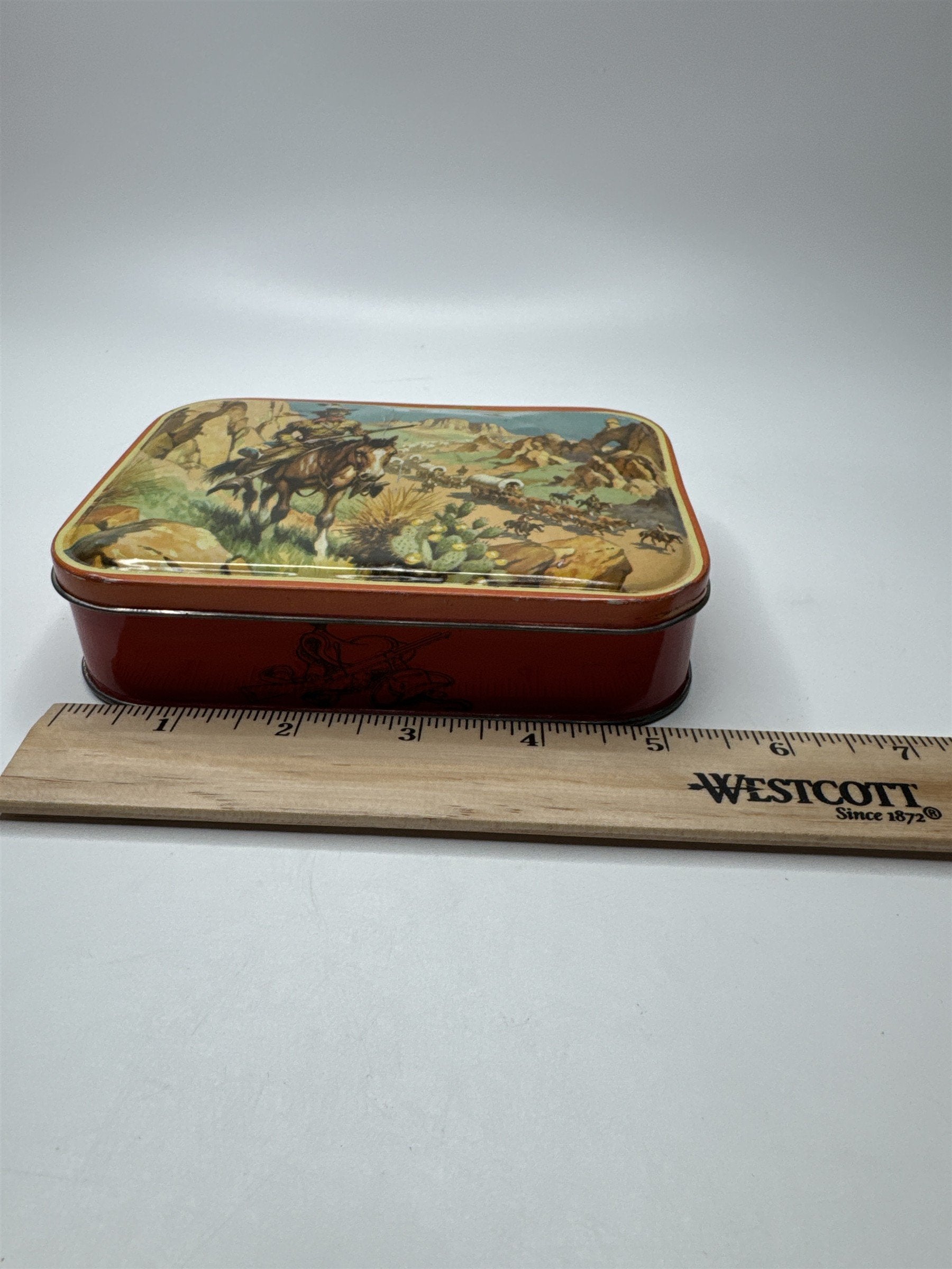 Vintage Henry Thorne & Co Ltd Leeds England Cowboy Horse Native Scene Candy Tin