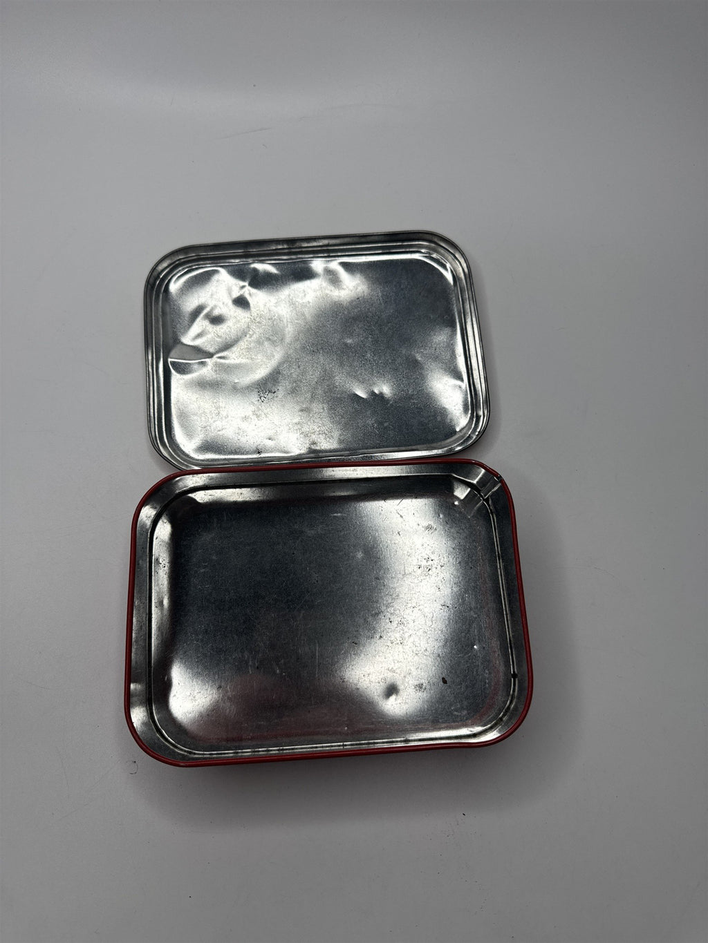 Vintage Henry Thorne & Co Ltd Leeds England Cowboy Horse Native Scene Candy Tin