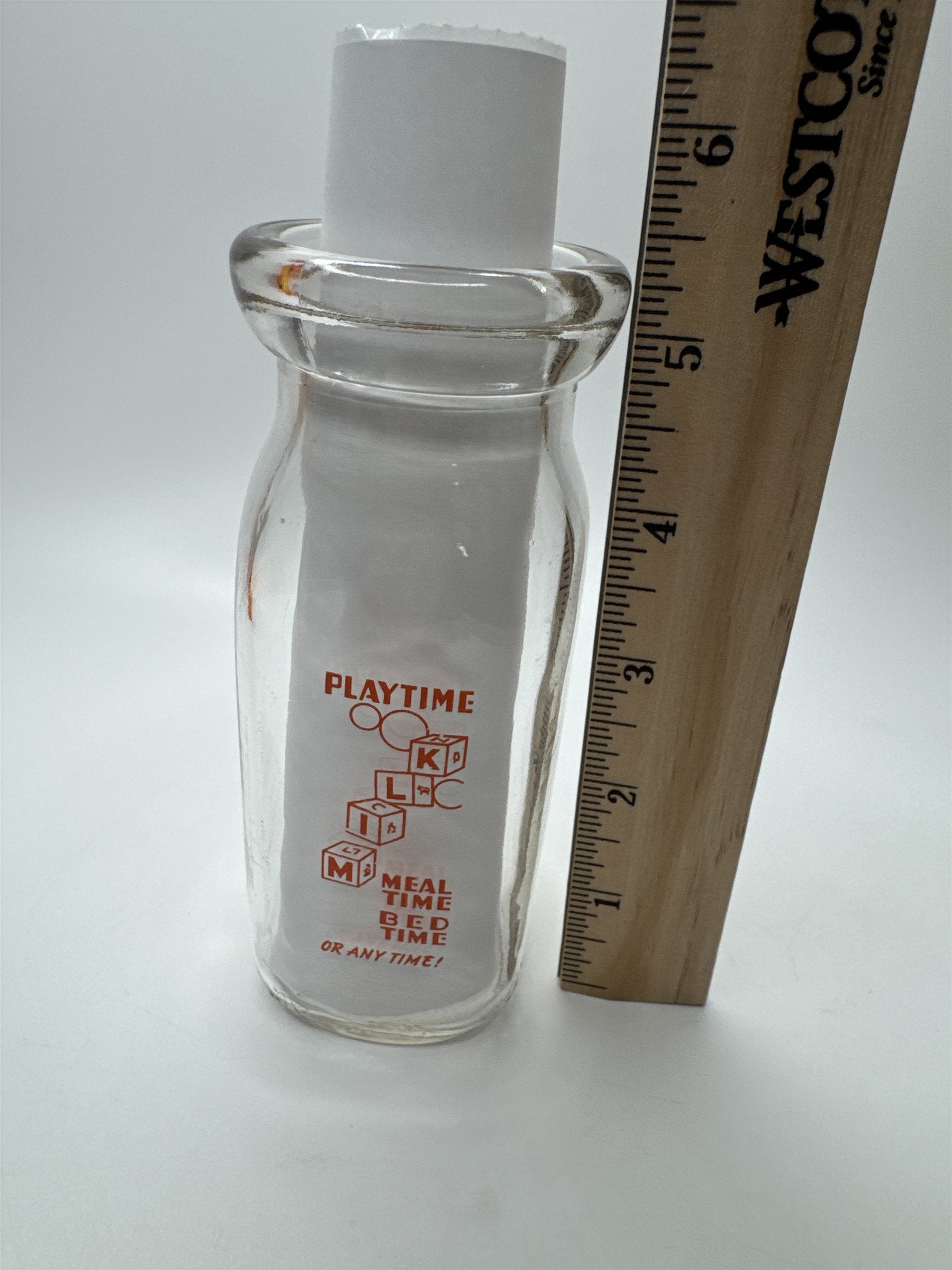 Minnier's Dairy Sunbury PA Empty Half Pint Milk Glass Jug Playtime Milk Any Time