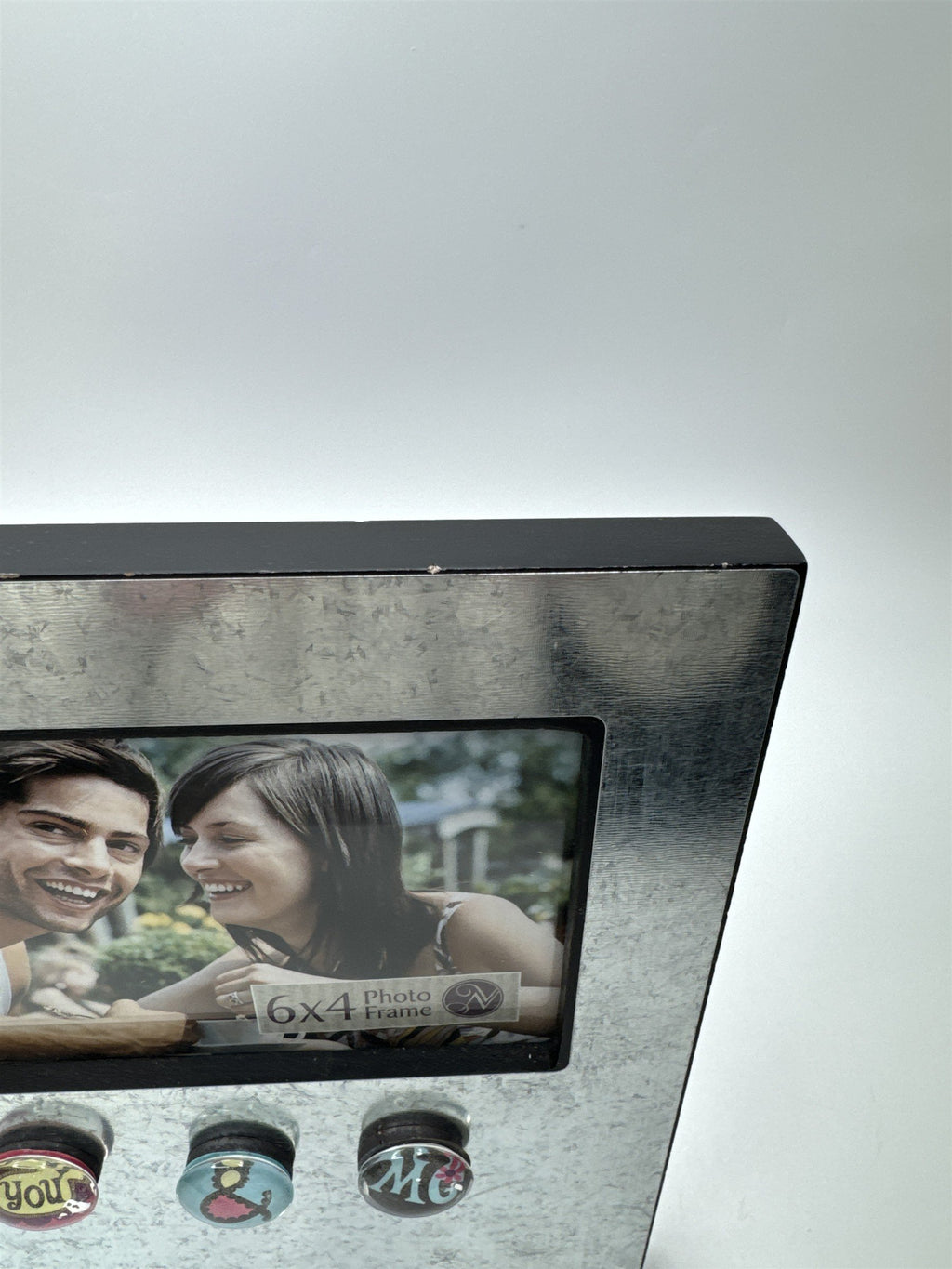 Magnetic Metal Silver Photo Frame by New View 6" x 4" with Magnets