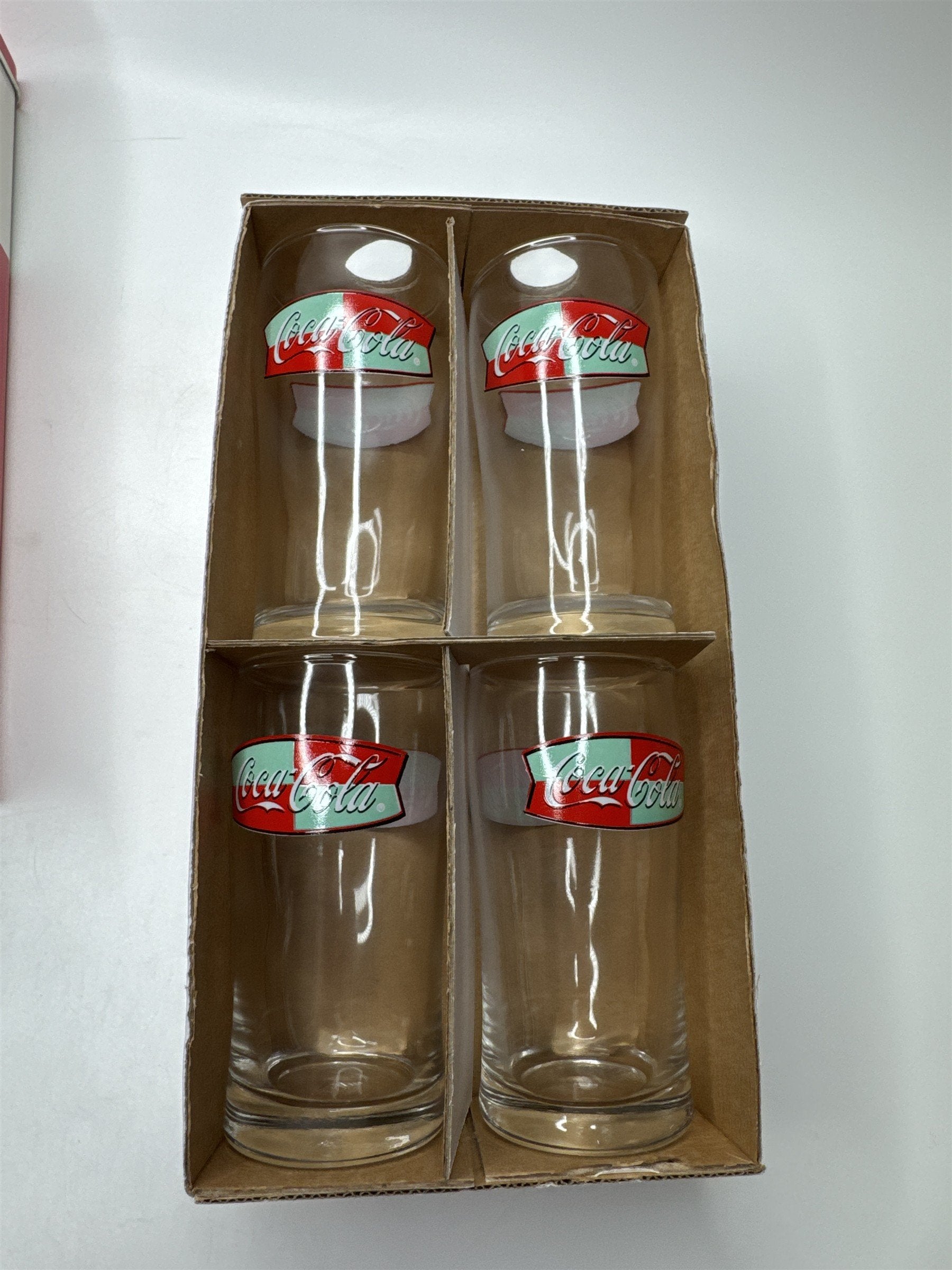 Vintage 1999 Coca-Cola Vending Machine Tin /w 4pc 8oz Glass Set Anchor Hocking